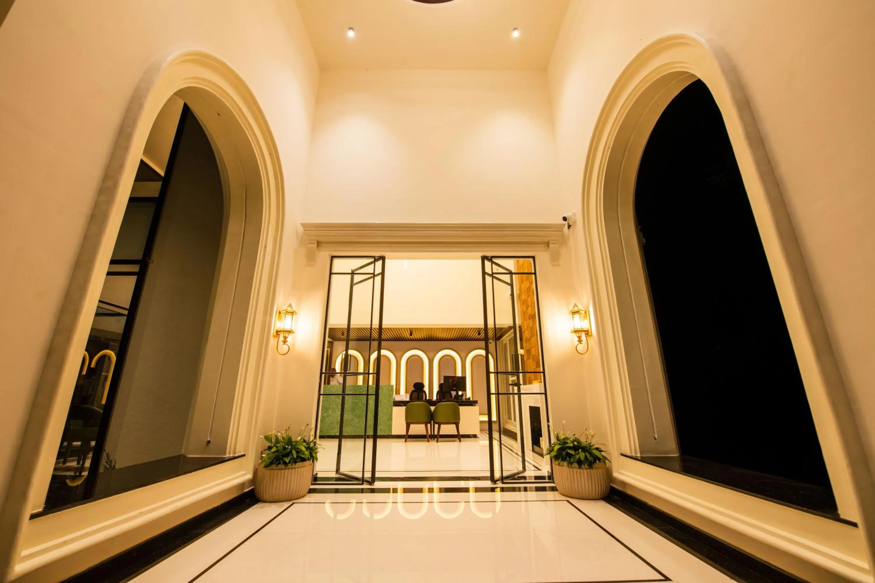 Facade/entrance in Hotel Mysore Radiance