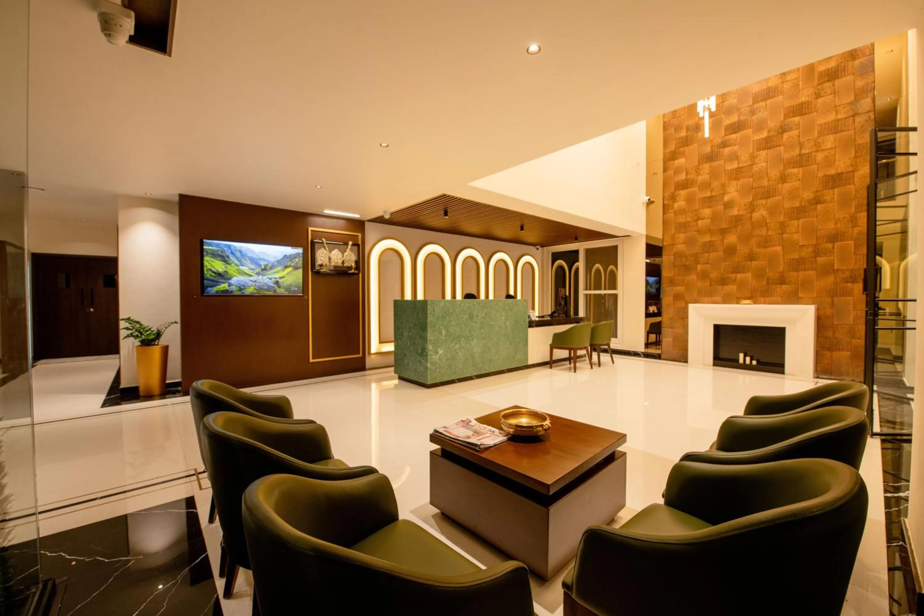 Lobby or reception in Hotel Mysore Radiance
