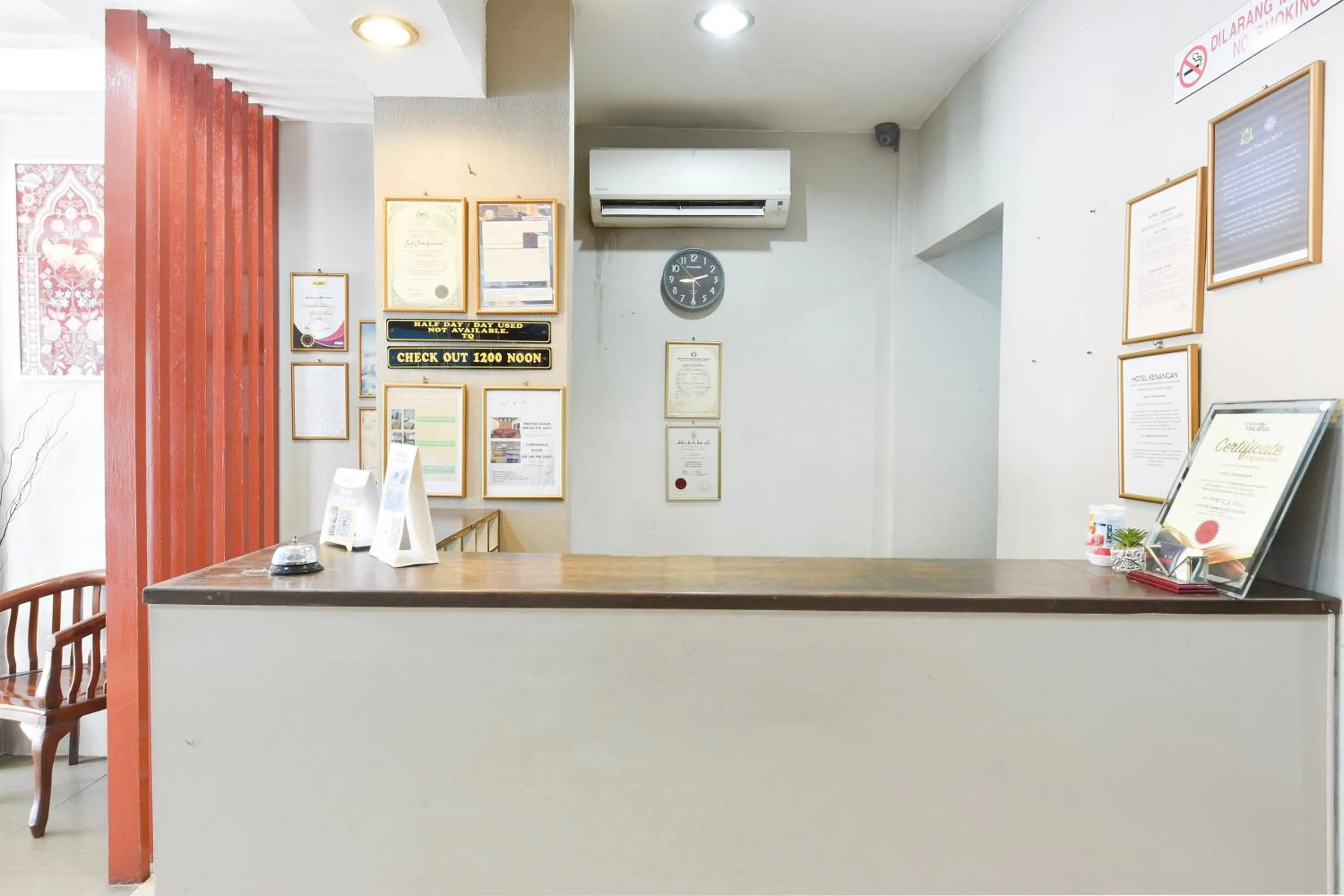 Lobby or reception in OYO 91052 Hotel Kenangan