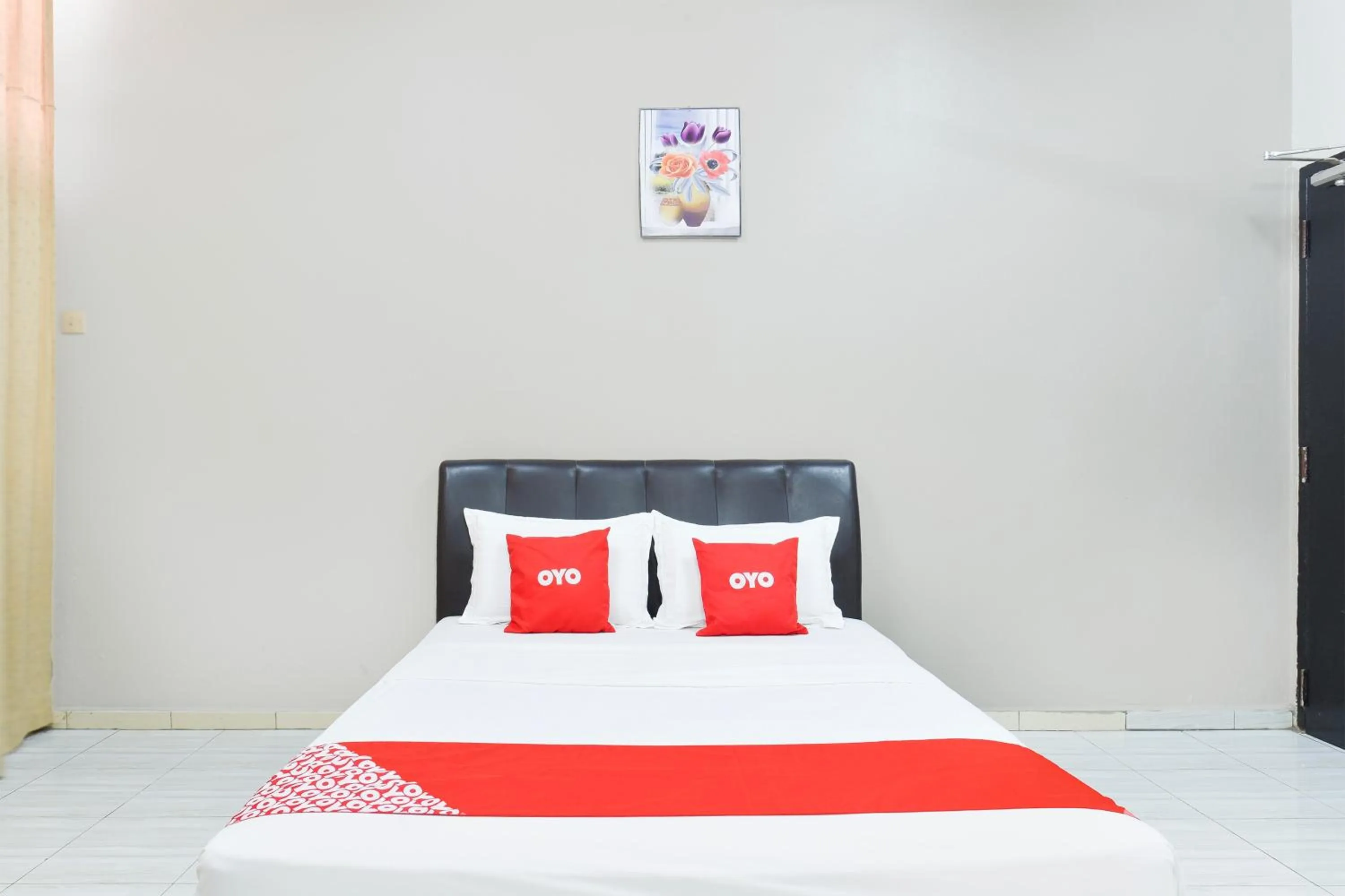 Bedroom in OYO 91052 Hotel Kenangan