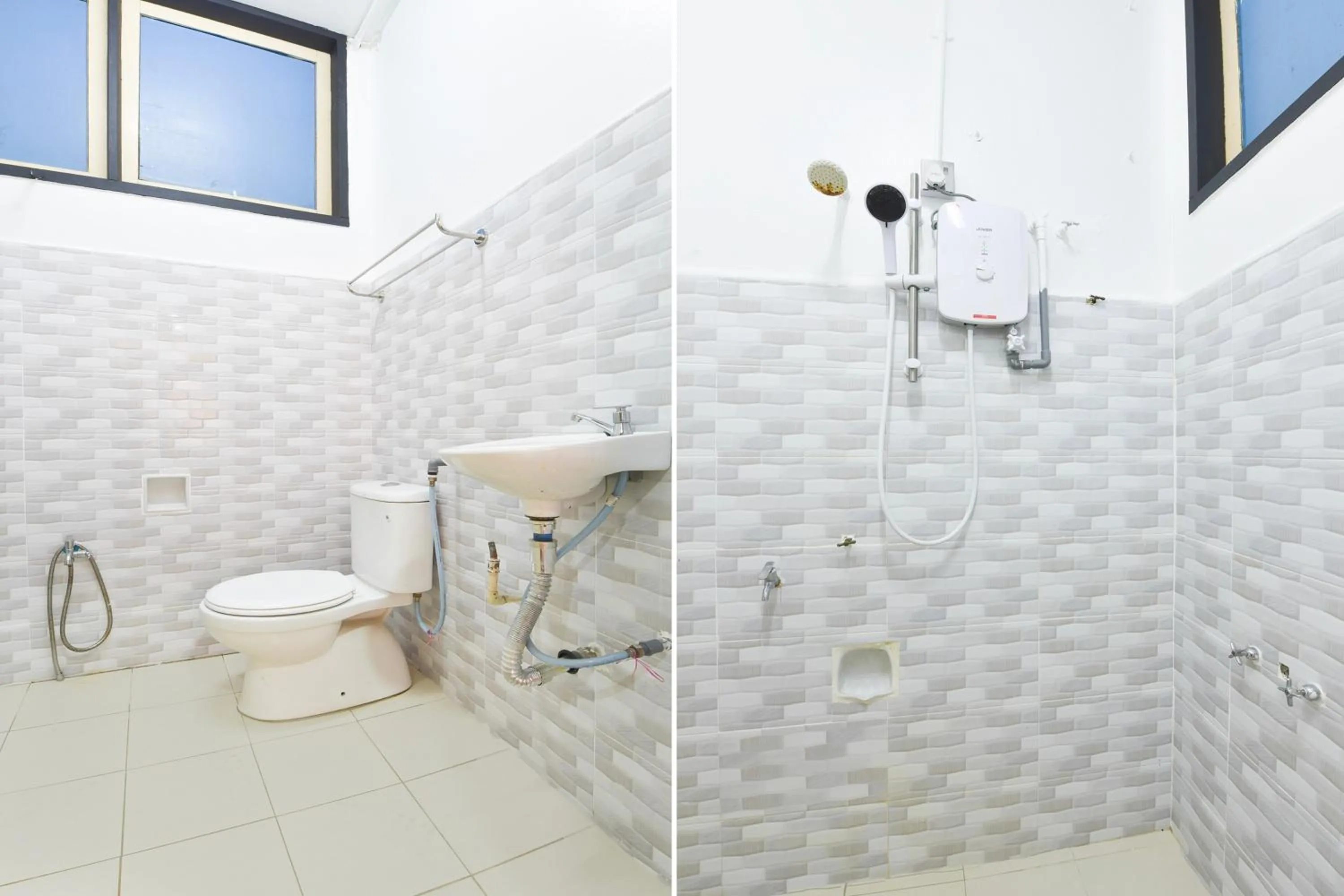 Bathroom in OYO 91052 Hotel Kenangan