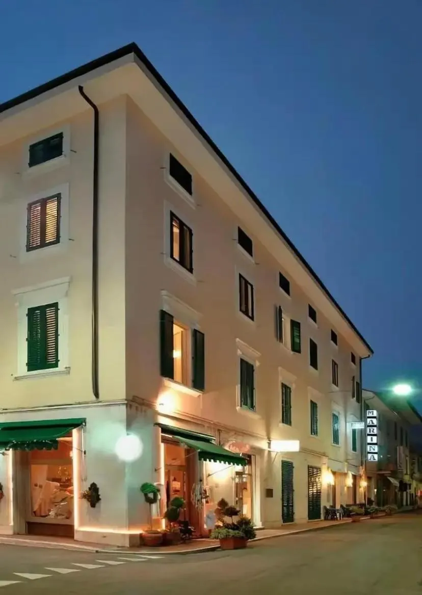 Hotel Marina