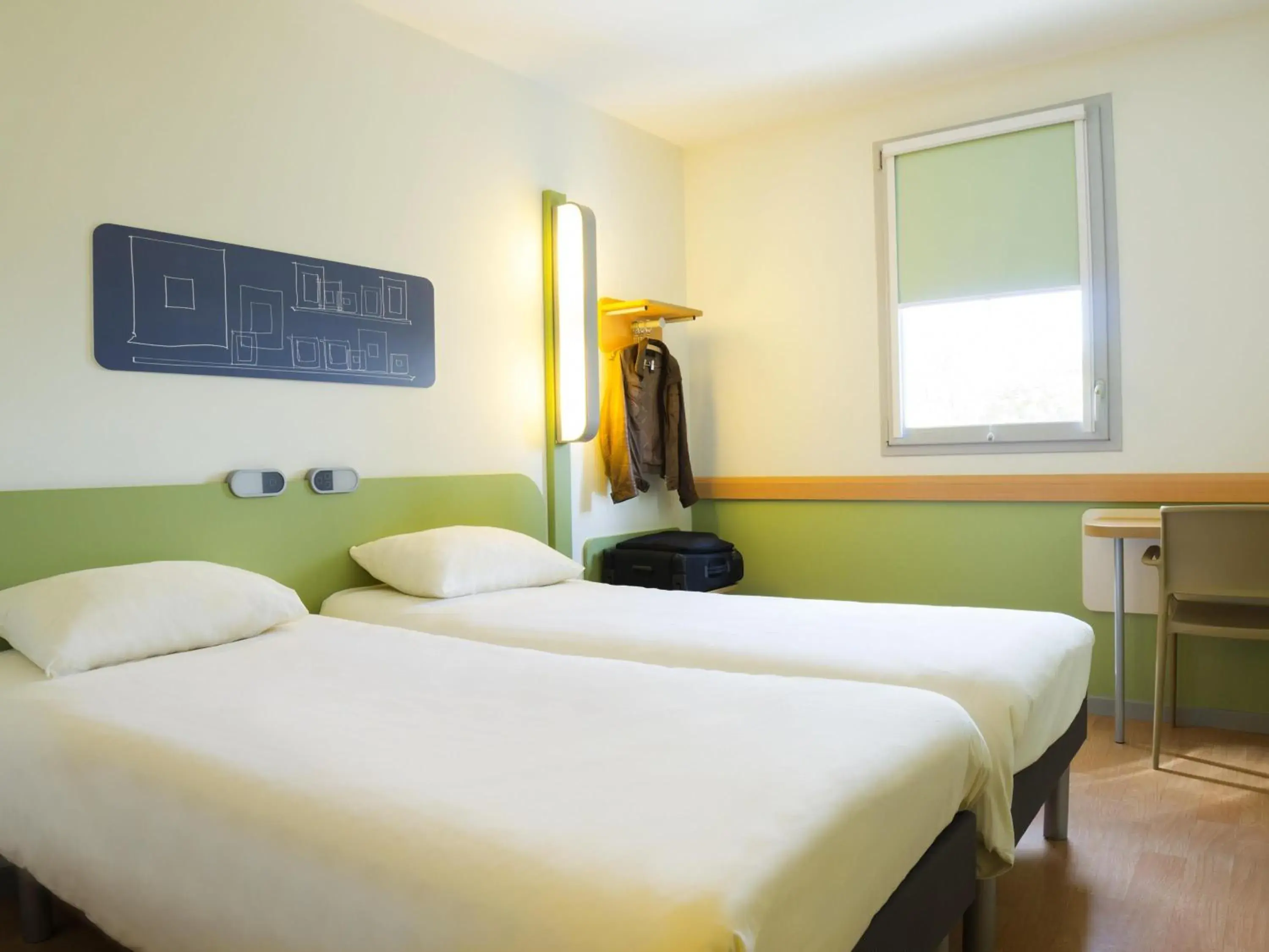 Twin Room in Ibis Budget Valence Sud Twin Room in Ibis Budget Valence Sud
