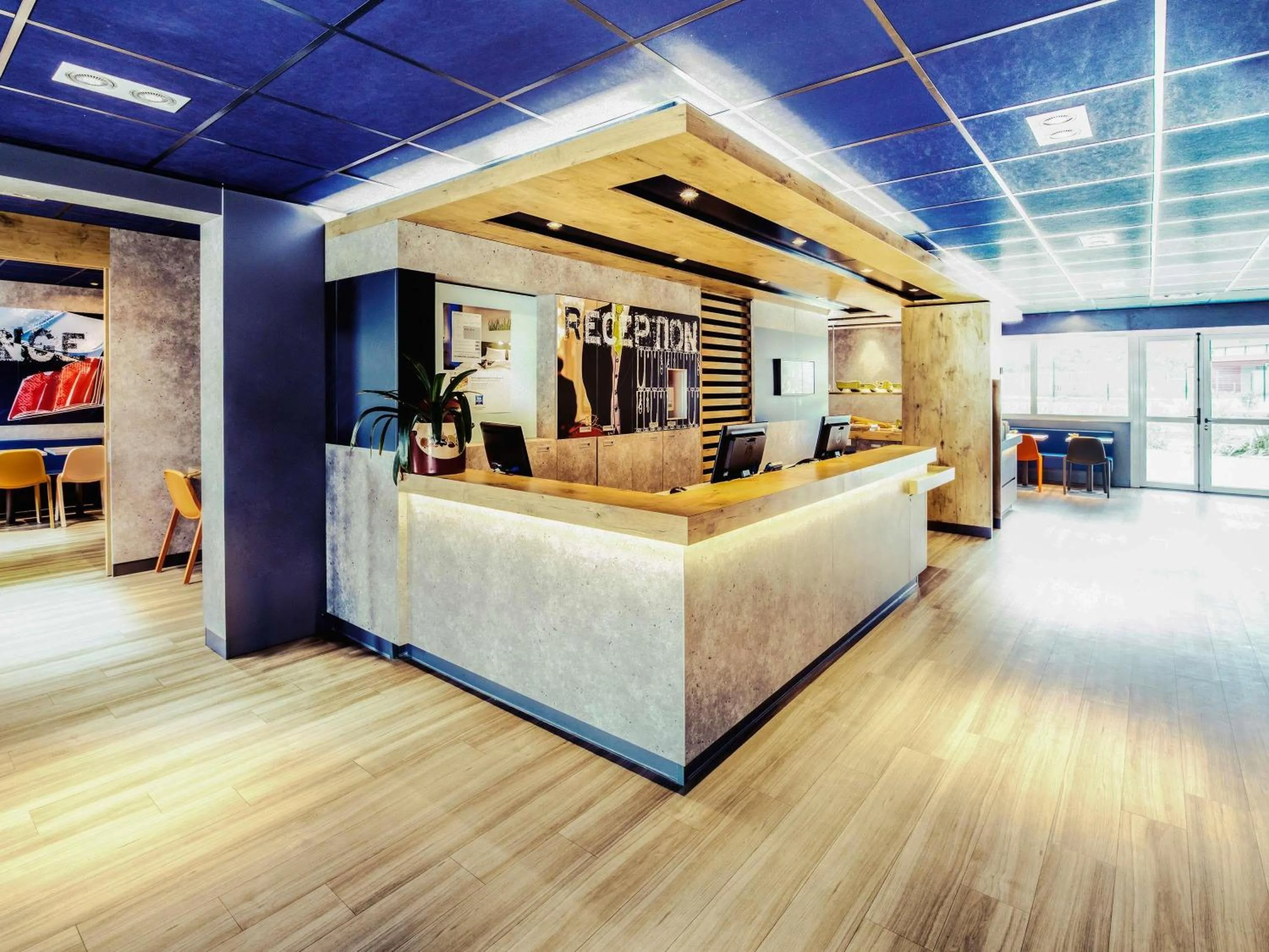 Property building in Ibis Budget Valence Sud