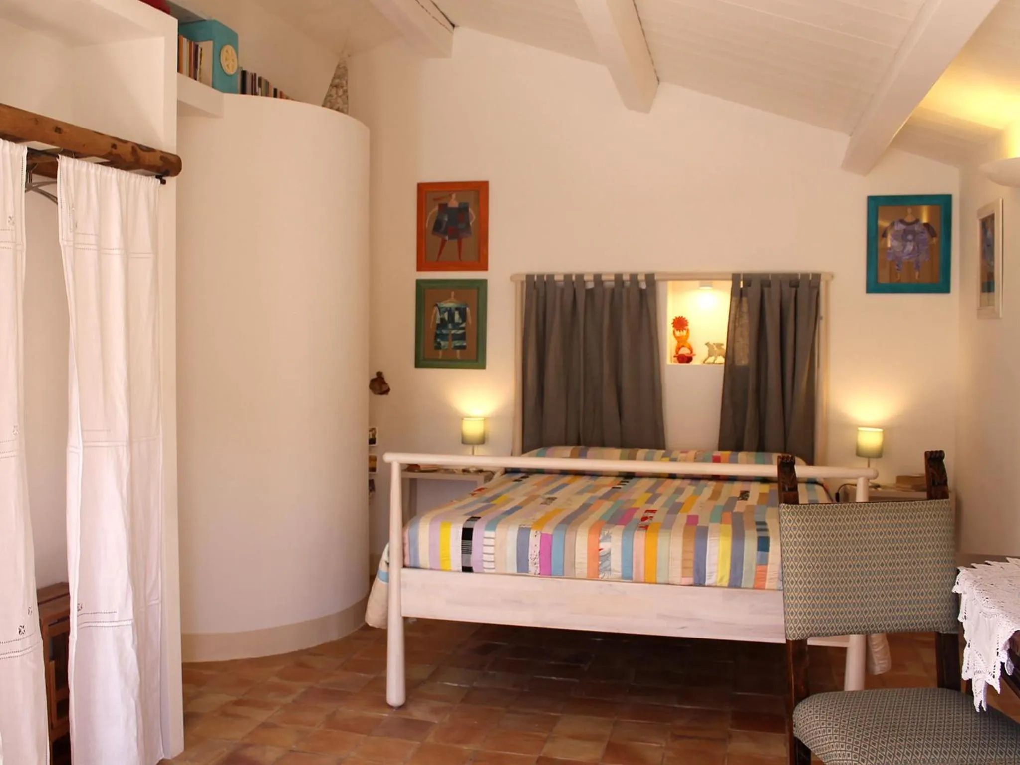 Photo of the whole room, Bed in Il Sasso e la Seta