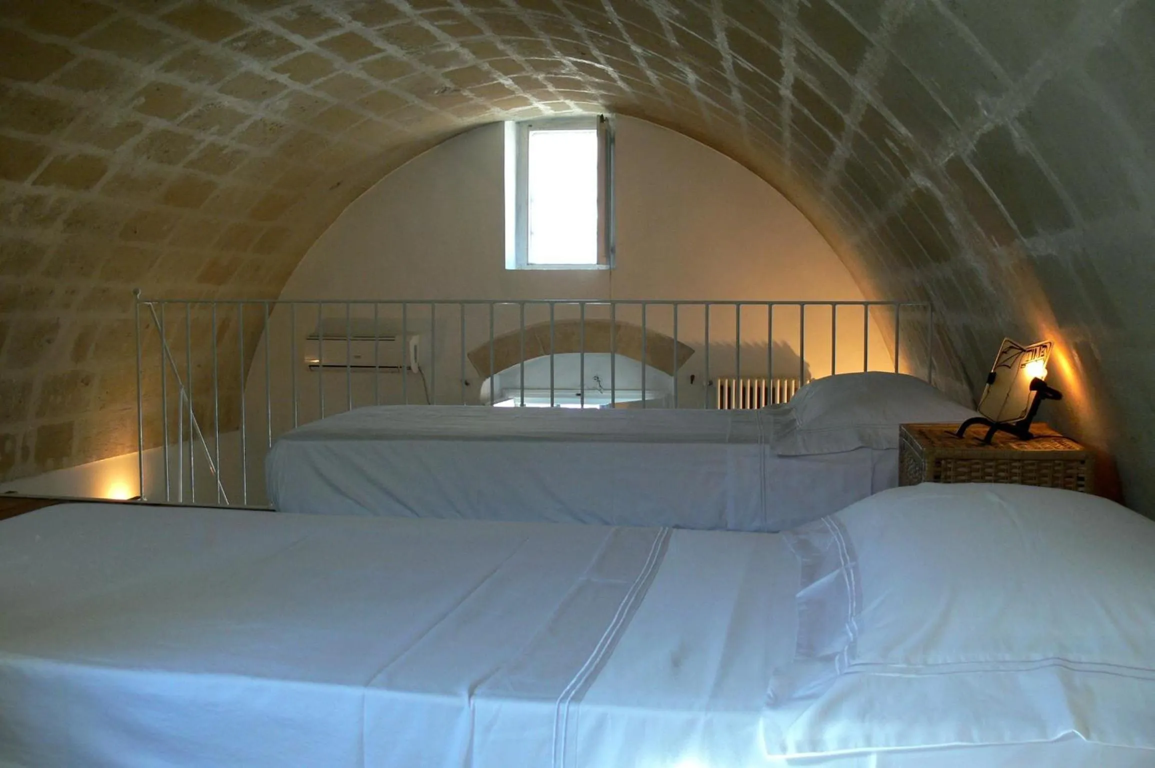 Bed in Il Sasso e la Seta