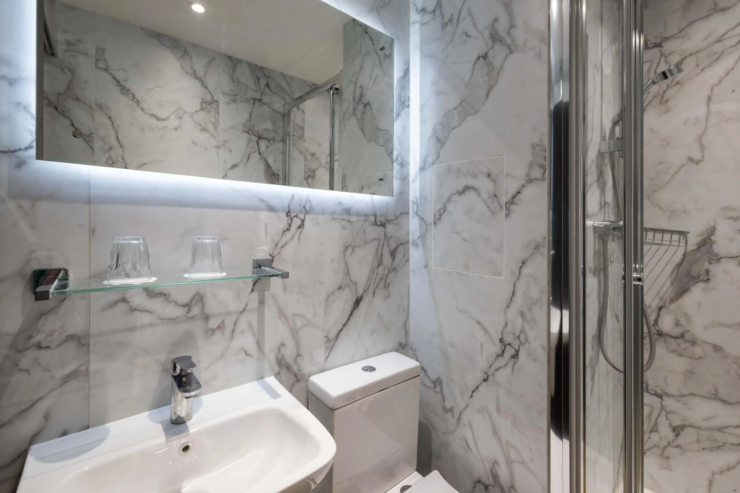 Bathroom in St Giles London – A St Giles Hotel
