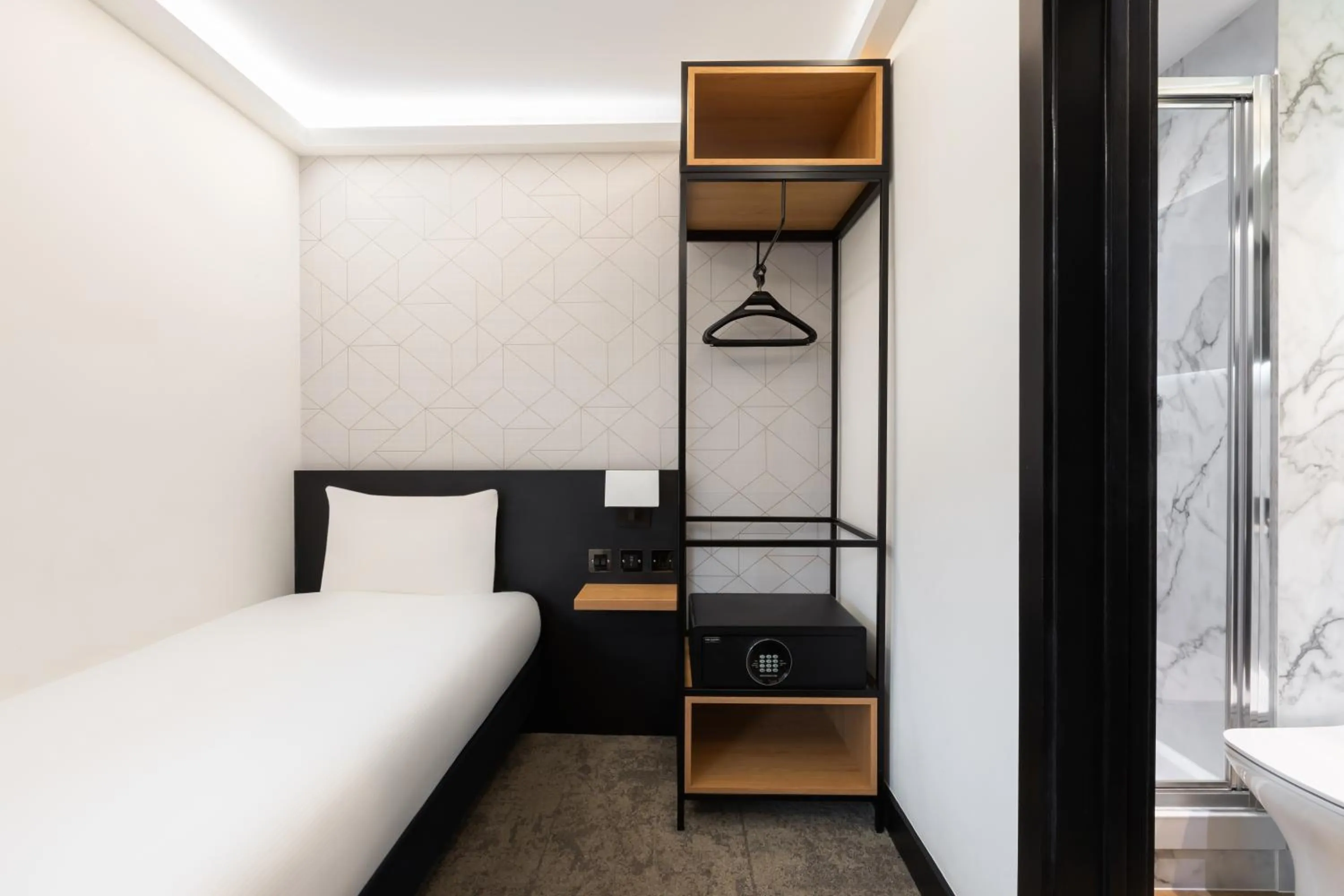 STG Hotel Oxford Street - formerly St Giles London Hotel