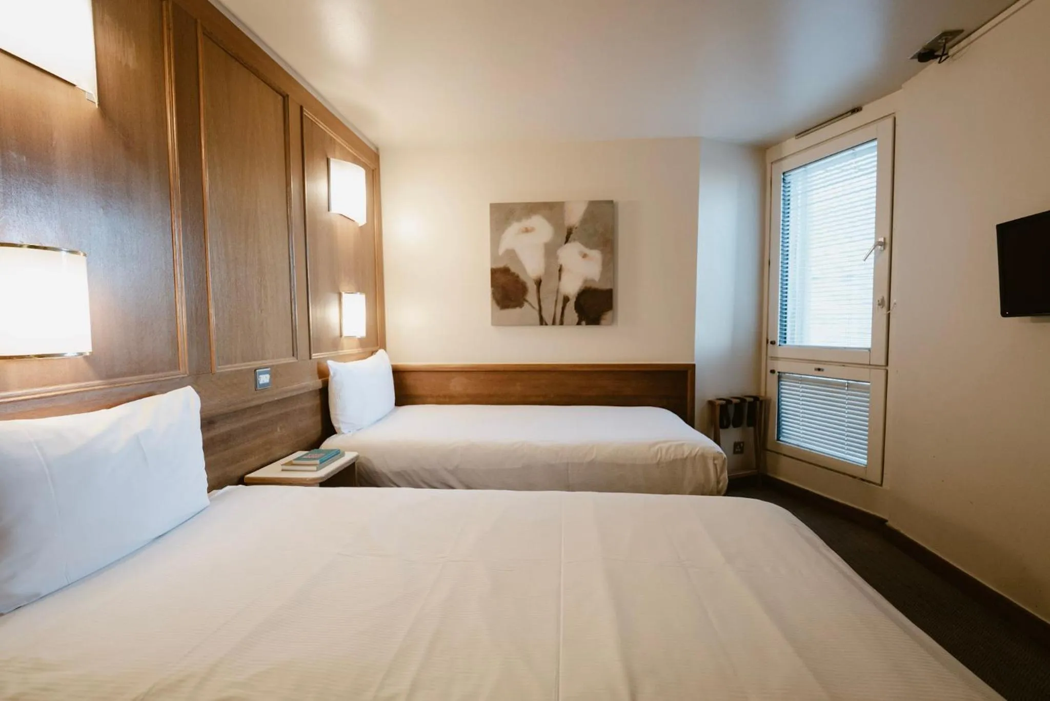 Bed in STG Hotel Oxford Street - formerly St Giles London Hotel