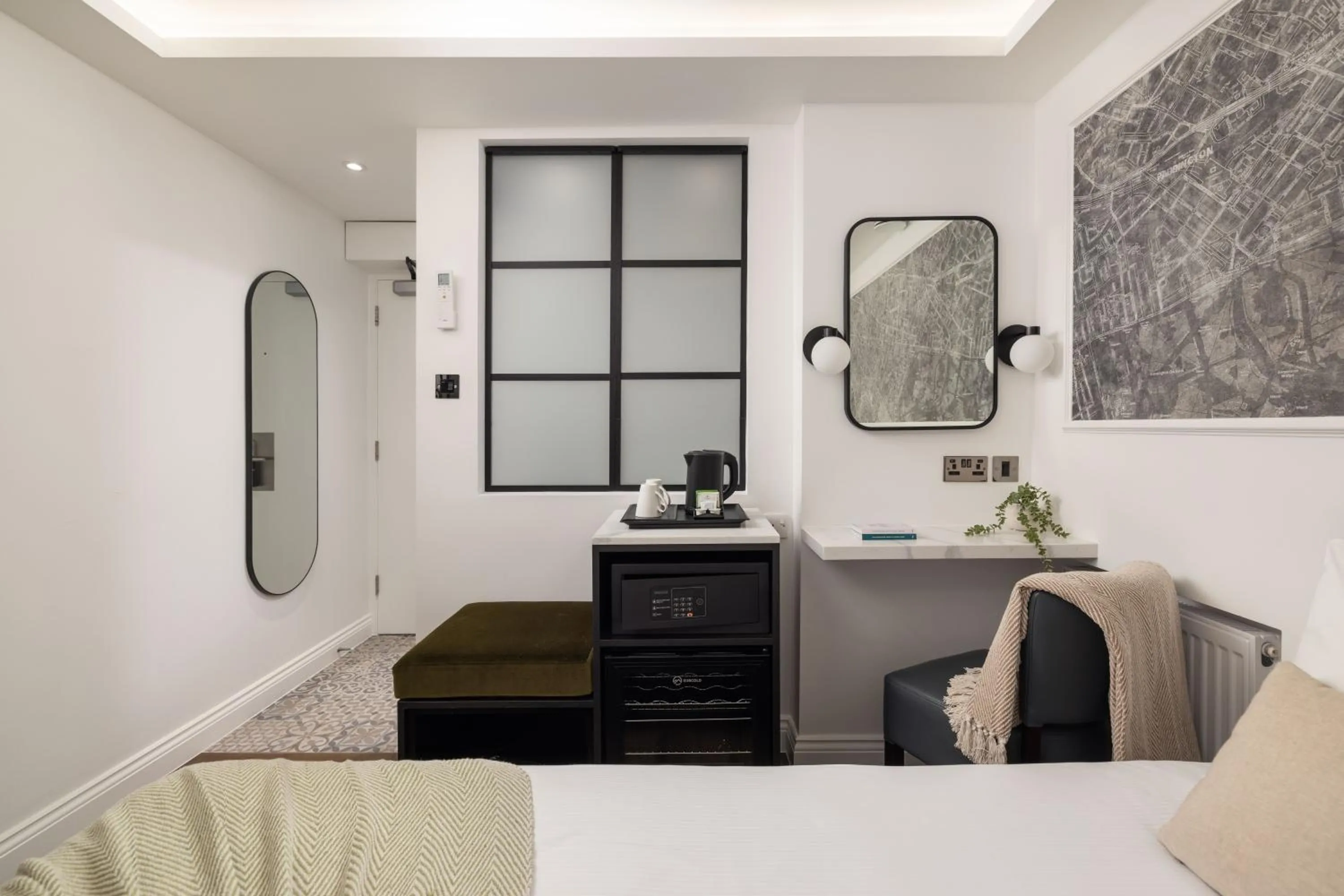 Coffee/tea facilities in St Giles London – A St Giles Hotel