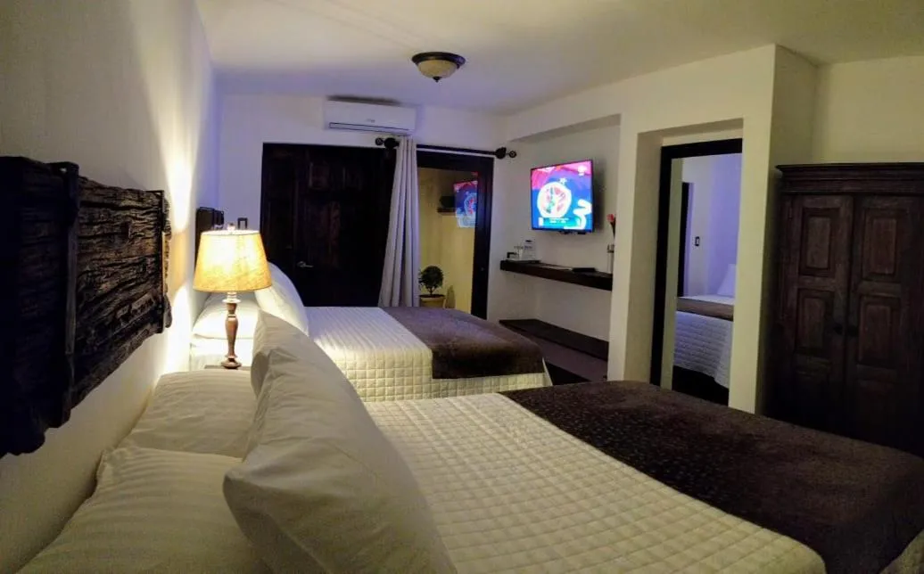 Photo of the whole room, Bed in Hotel Posada de la Luna