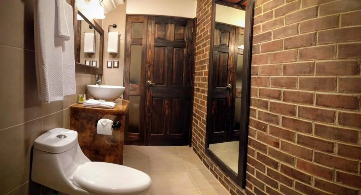 Bathroom in Hotel Posada de la Luna