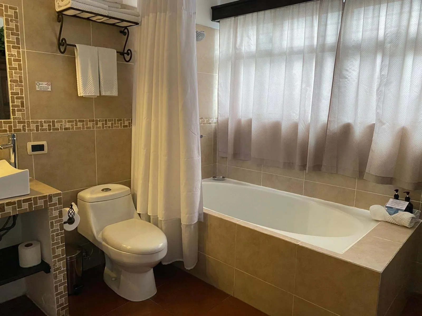 Bathroom in Hotel Posada de la Luna