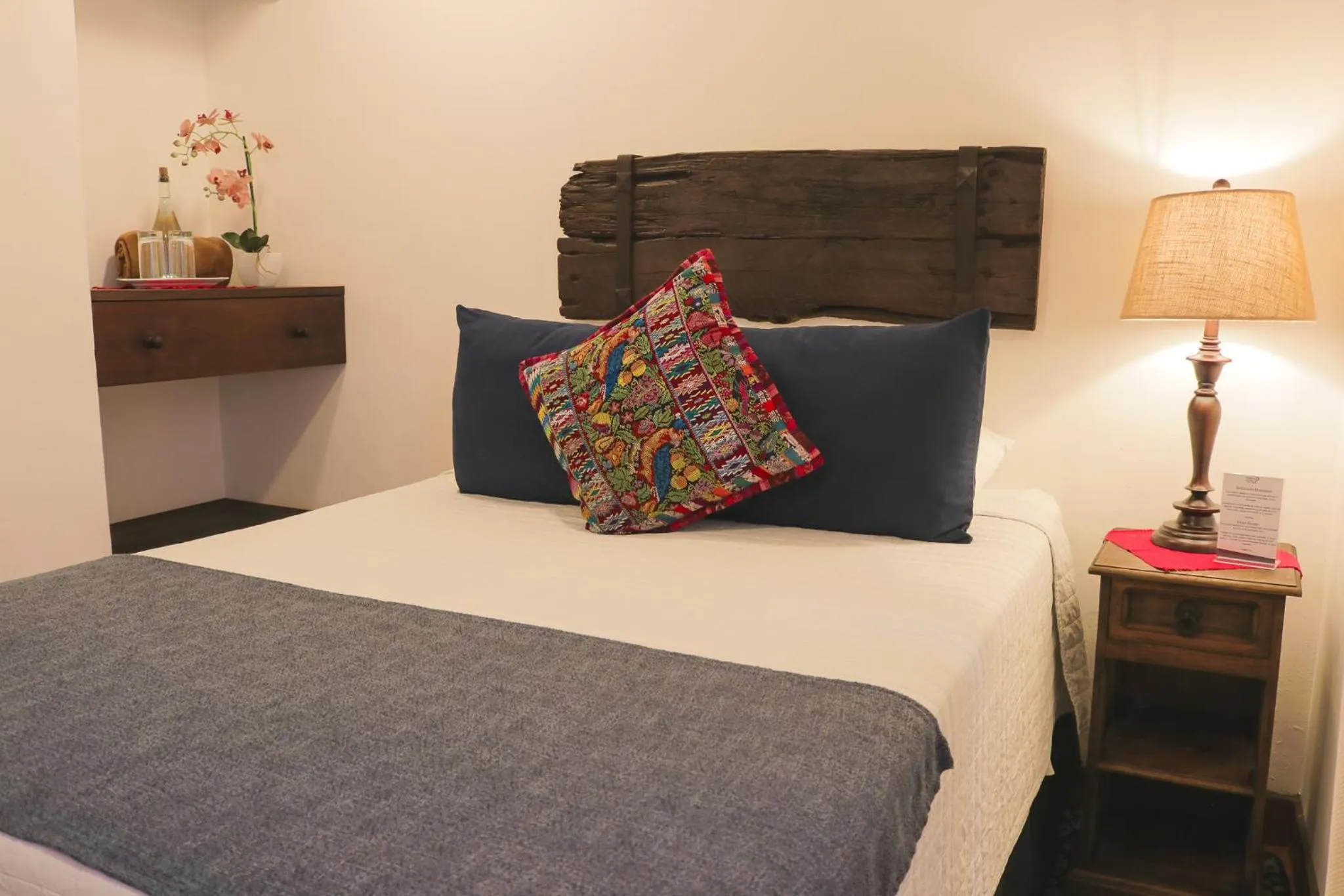 Bed in Hotel Posada de la Luna