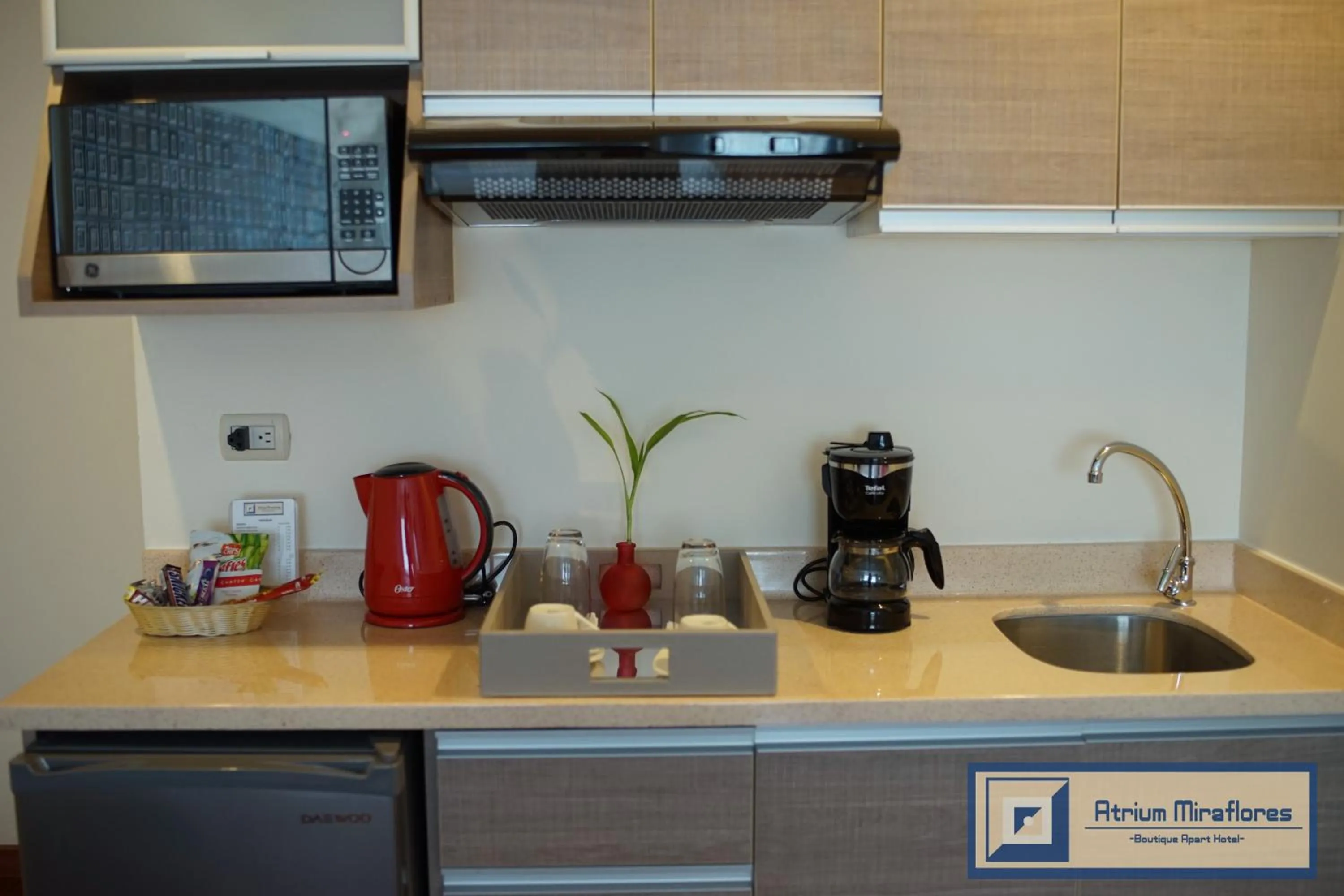 Kitchen or kitchenette in Atrium Miraflores Hotel