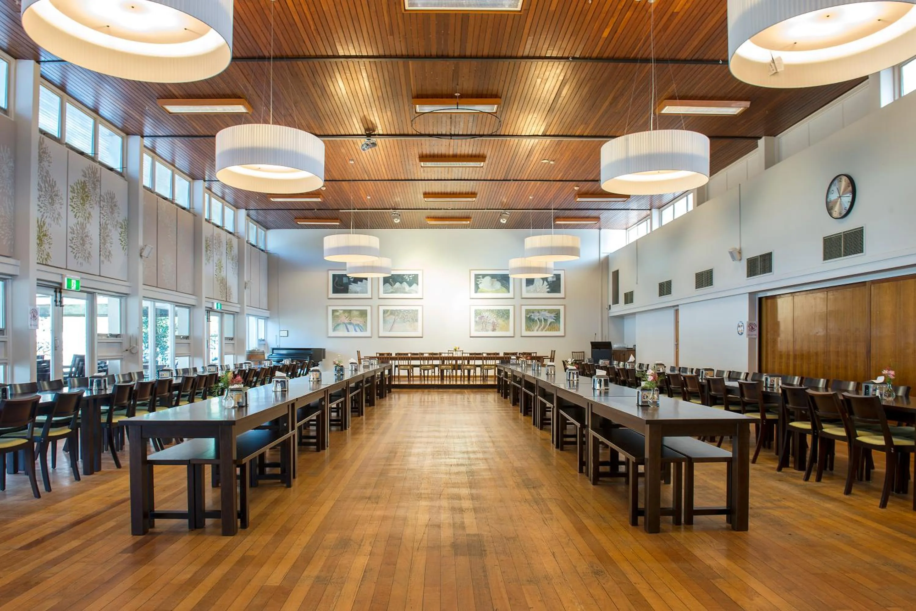 Restaurant/places to eat in St Catherine's on Park