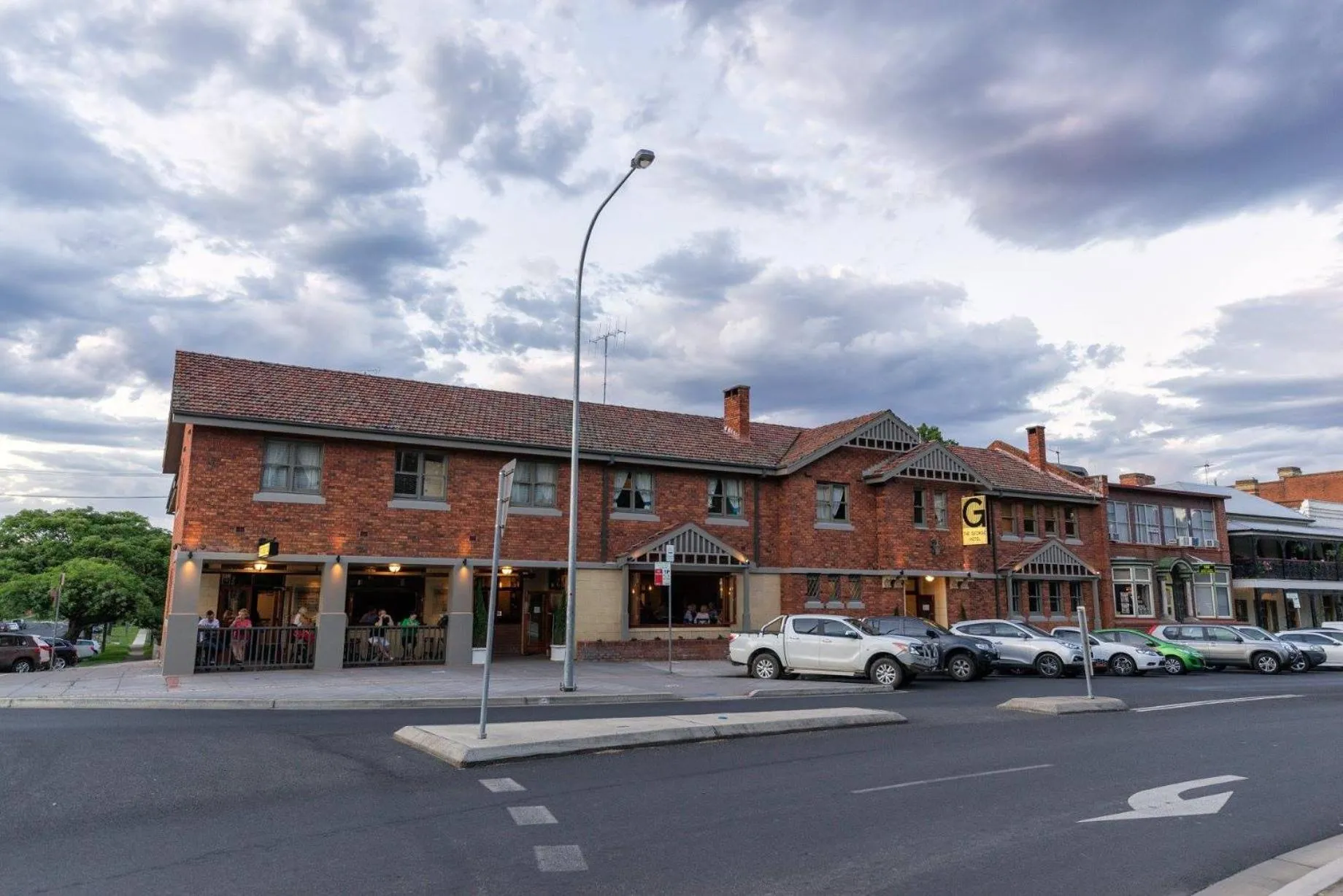 Property building in The George Hotel Bathurst