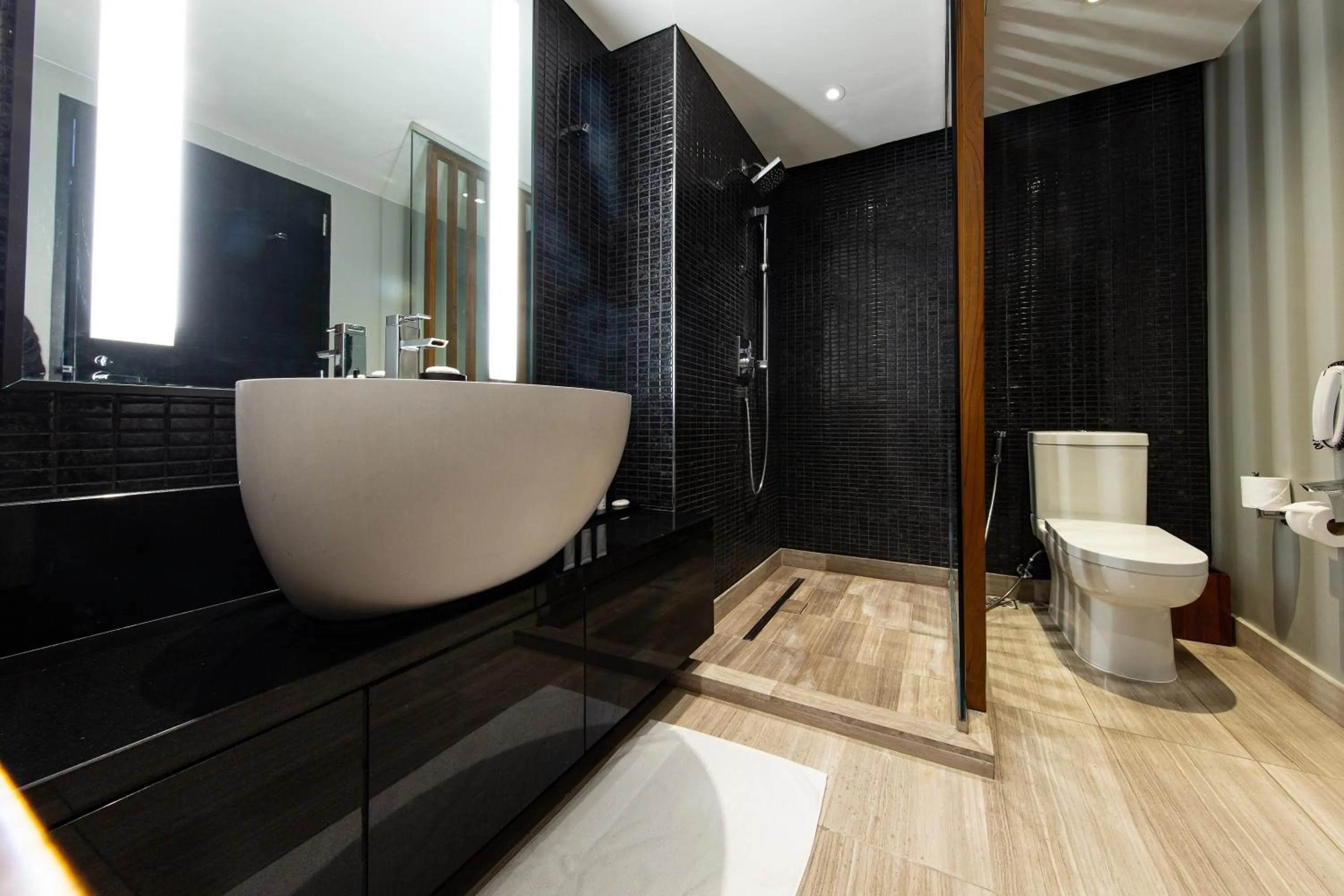 Bathroom in City of Dreams - Nobu Hotel Manila