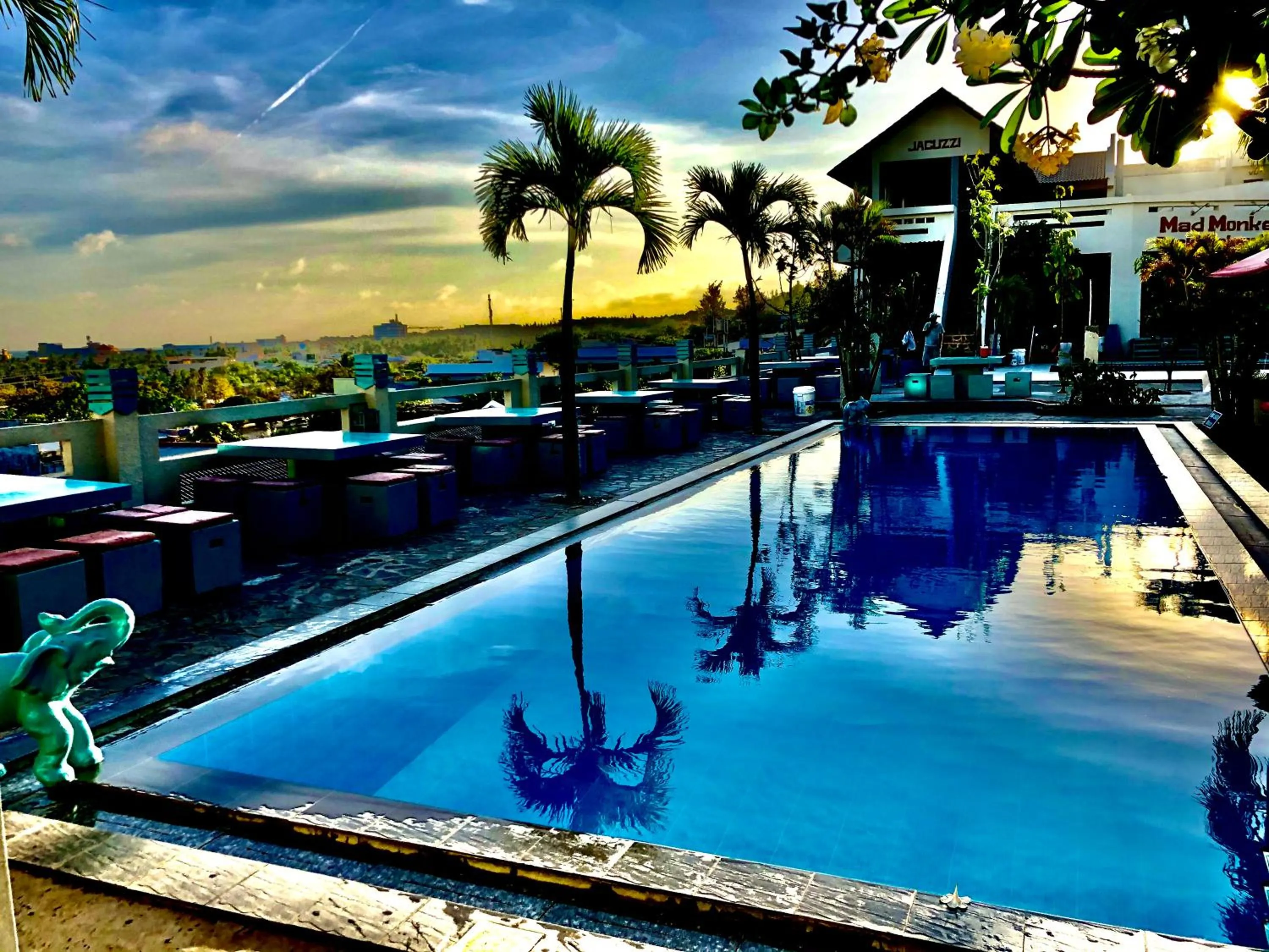 Swimming pool in Mui Ne Hills Bliss Hotel