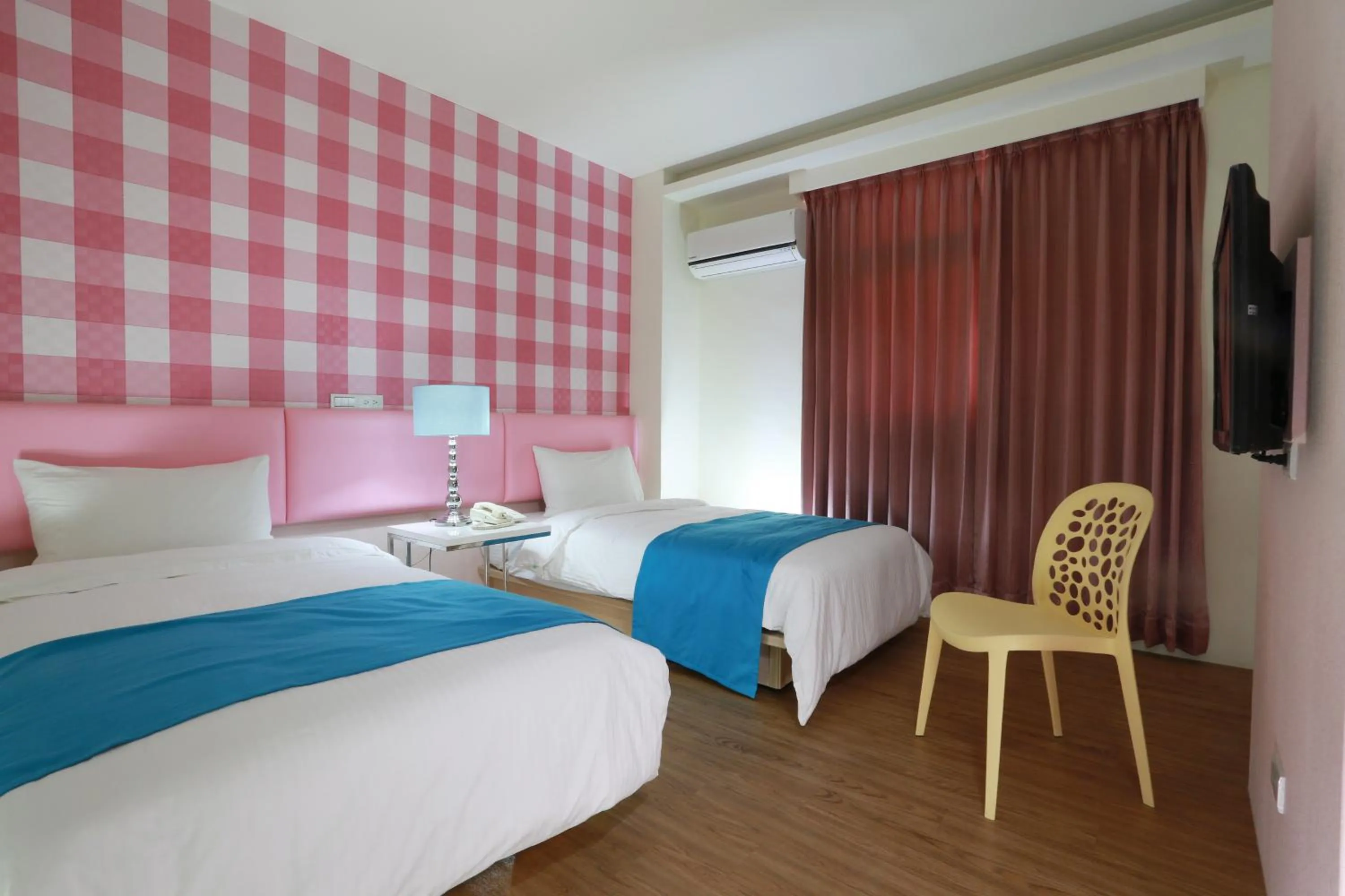 Bed in Guo Chen Hotel