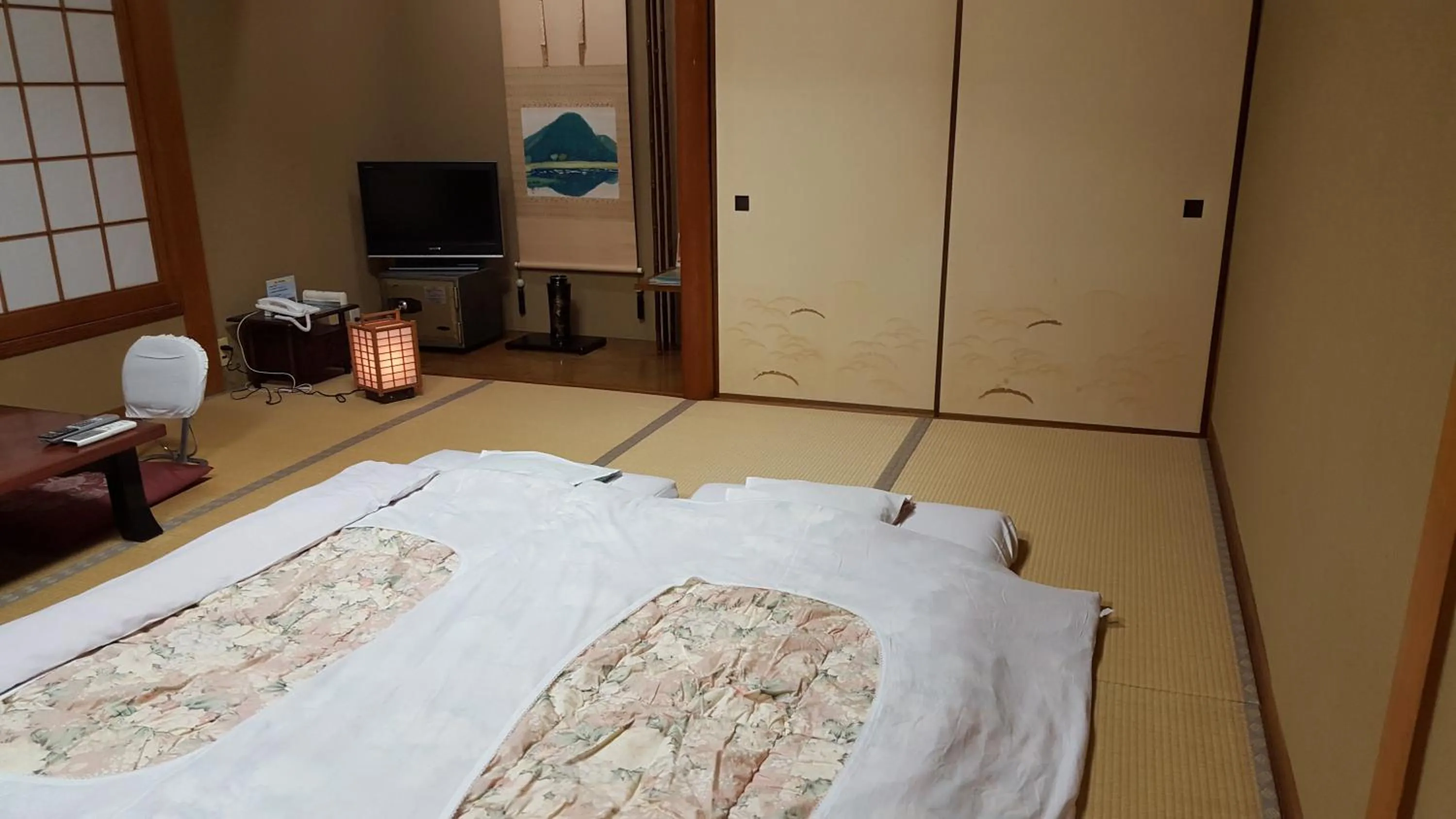 Bed in Tsukimotoya Ryokan