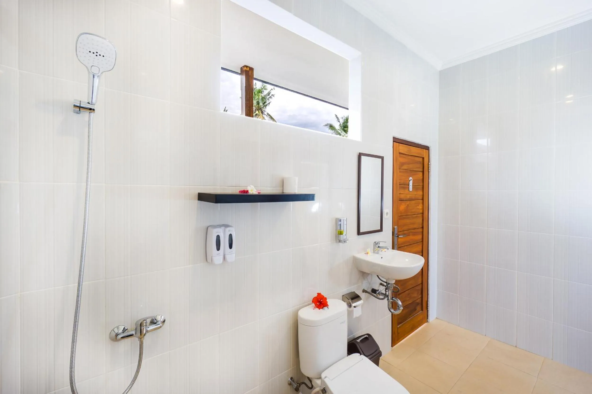 Bathroom in Nyuh Gading Home Stay