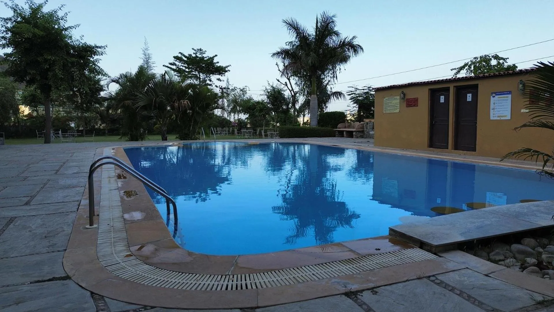 Pool view in Kumbhalgarh Safari Camp by Trulyy
