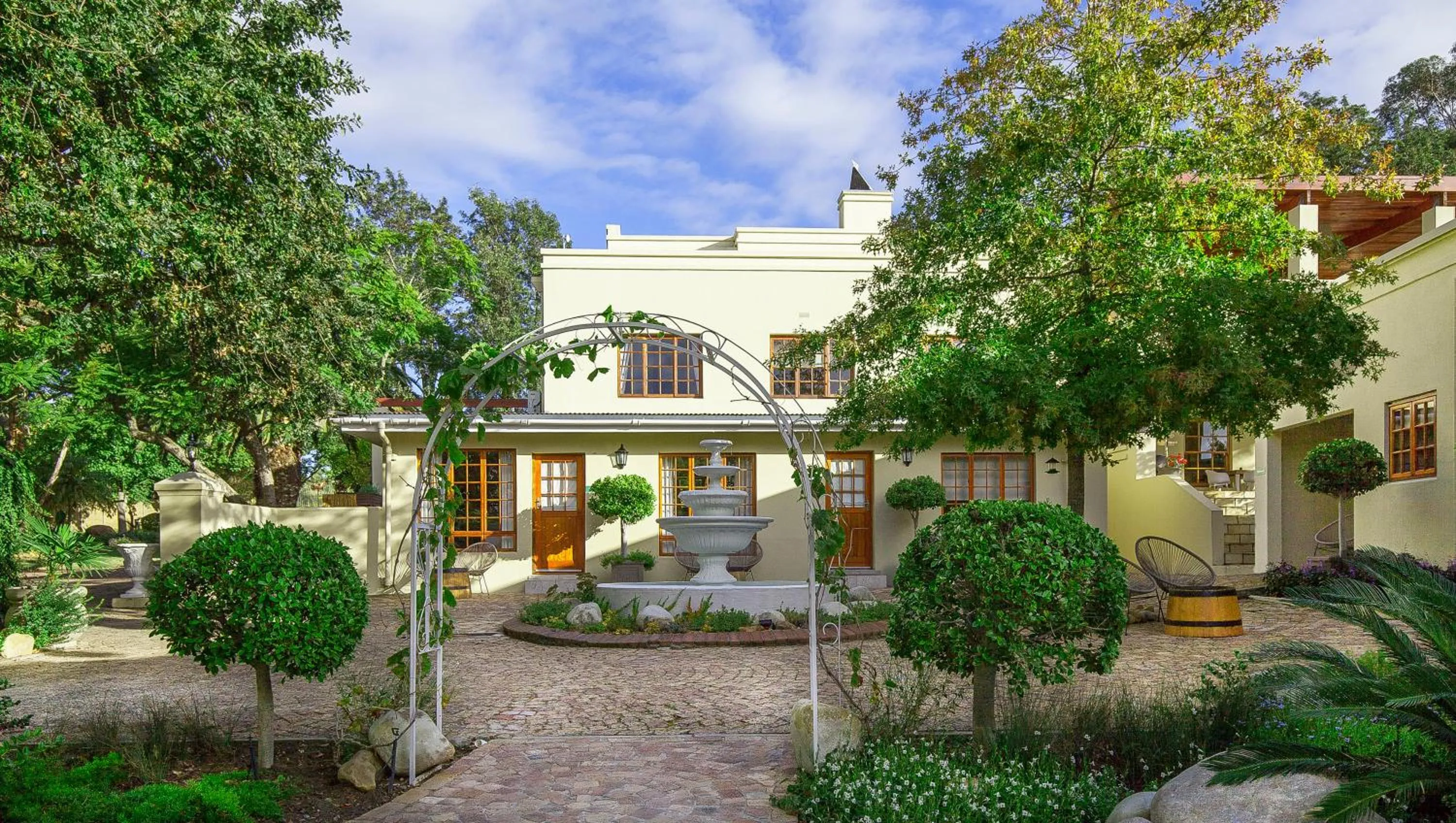 Property building in Cultivar Boutique Hotel