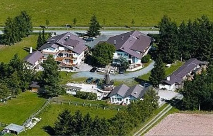 Facade/entrance in Waldhotel Dornröschenshöh