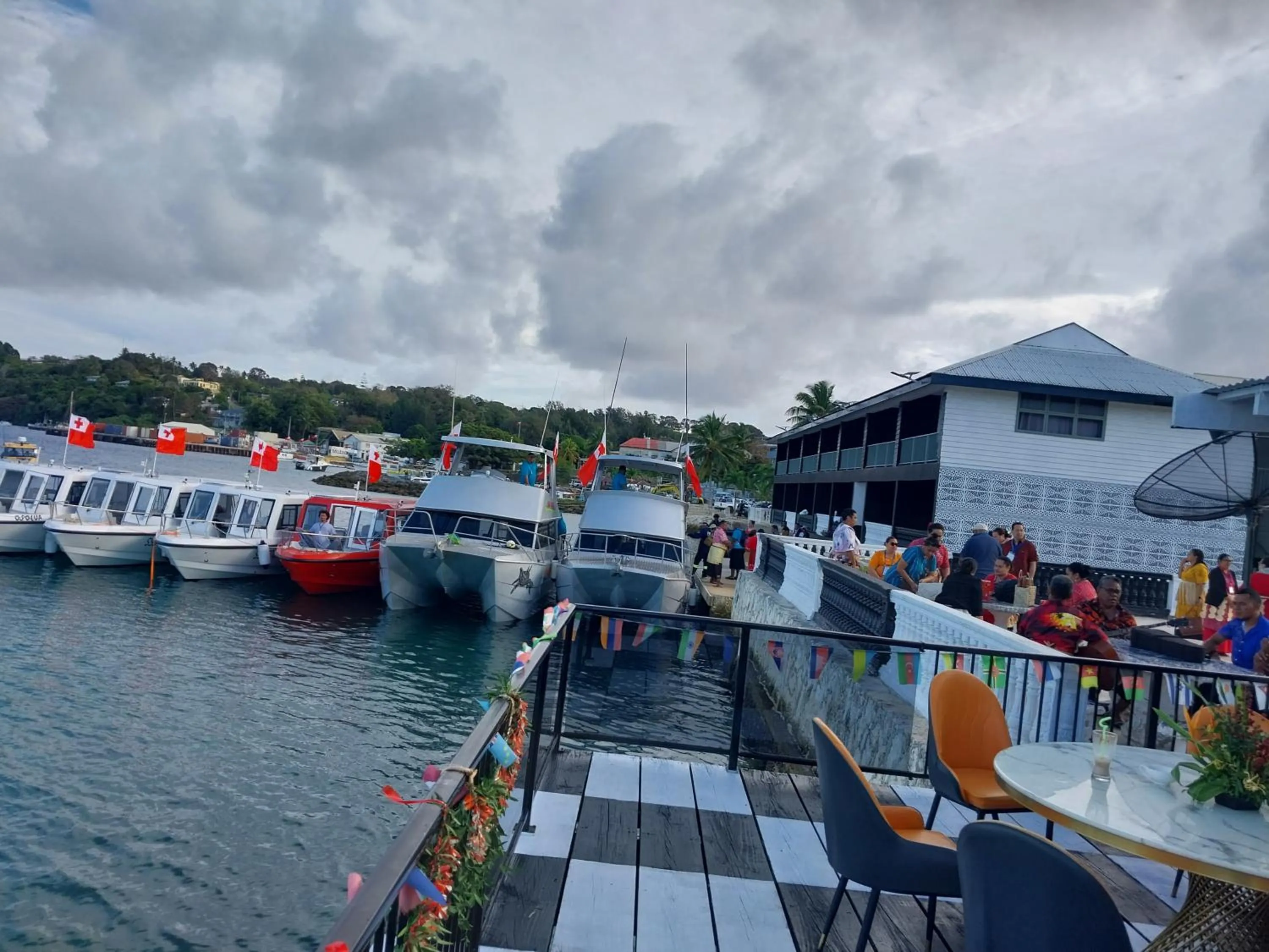 Puataukanave International Hotel