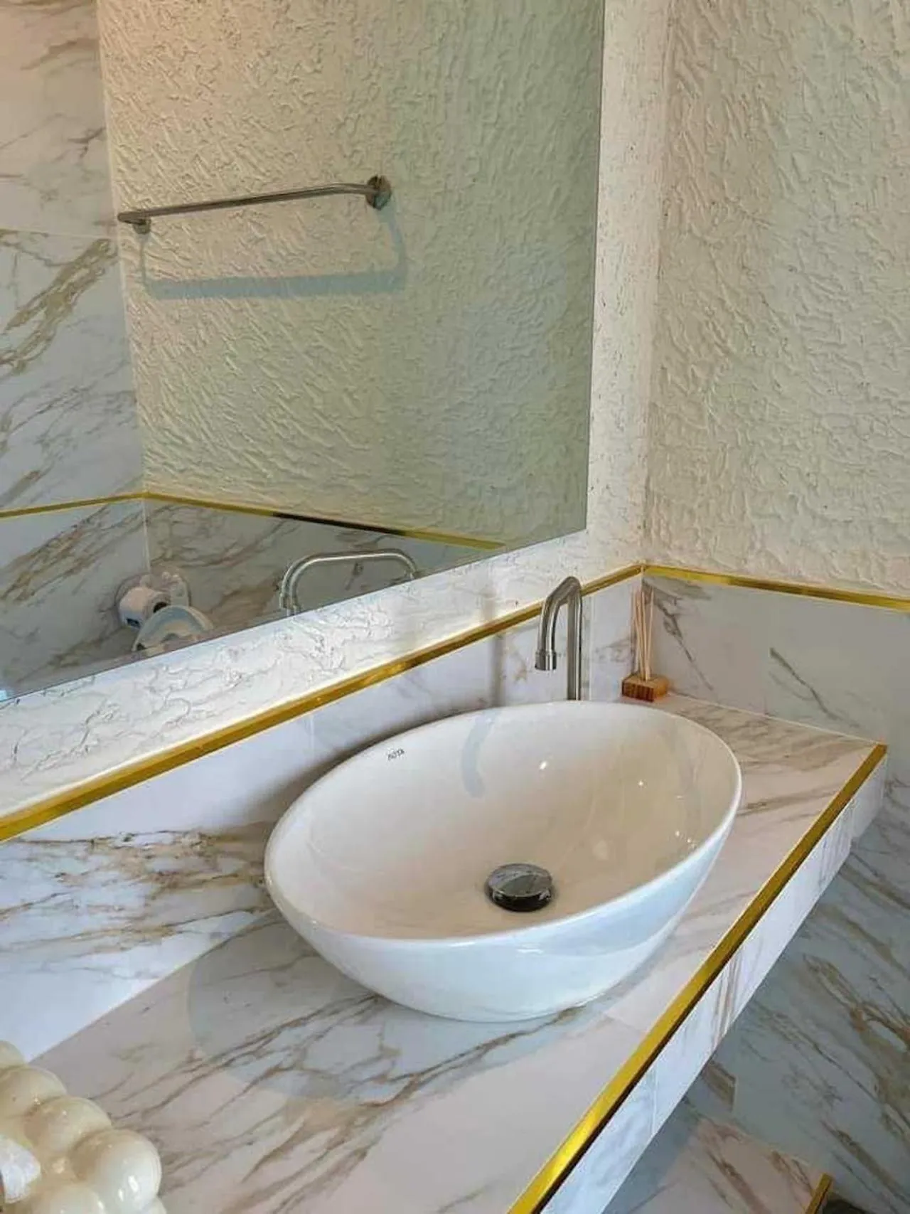 Bathroom in R resident resort