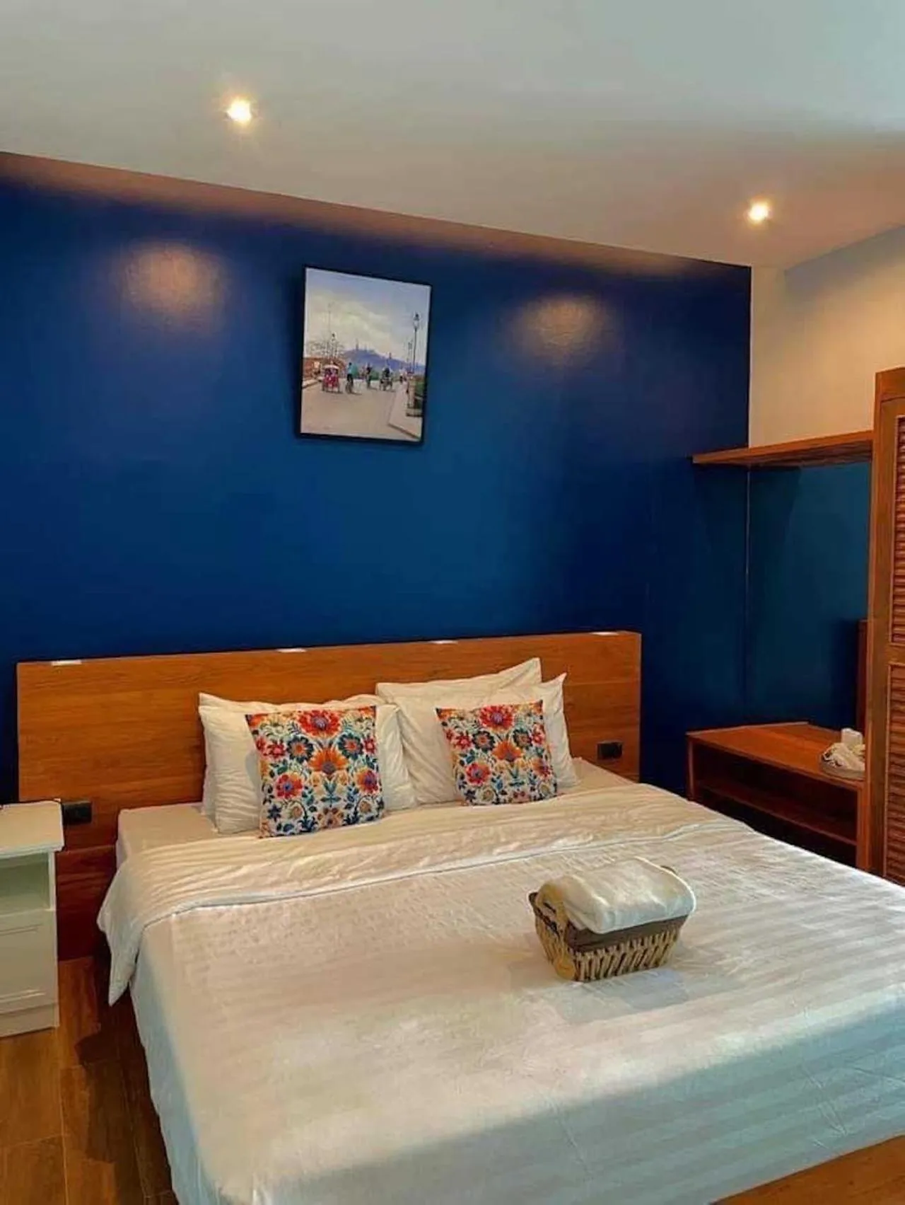 Bedroom, Bed in R resident resort