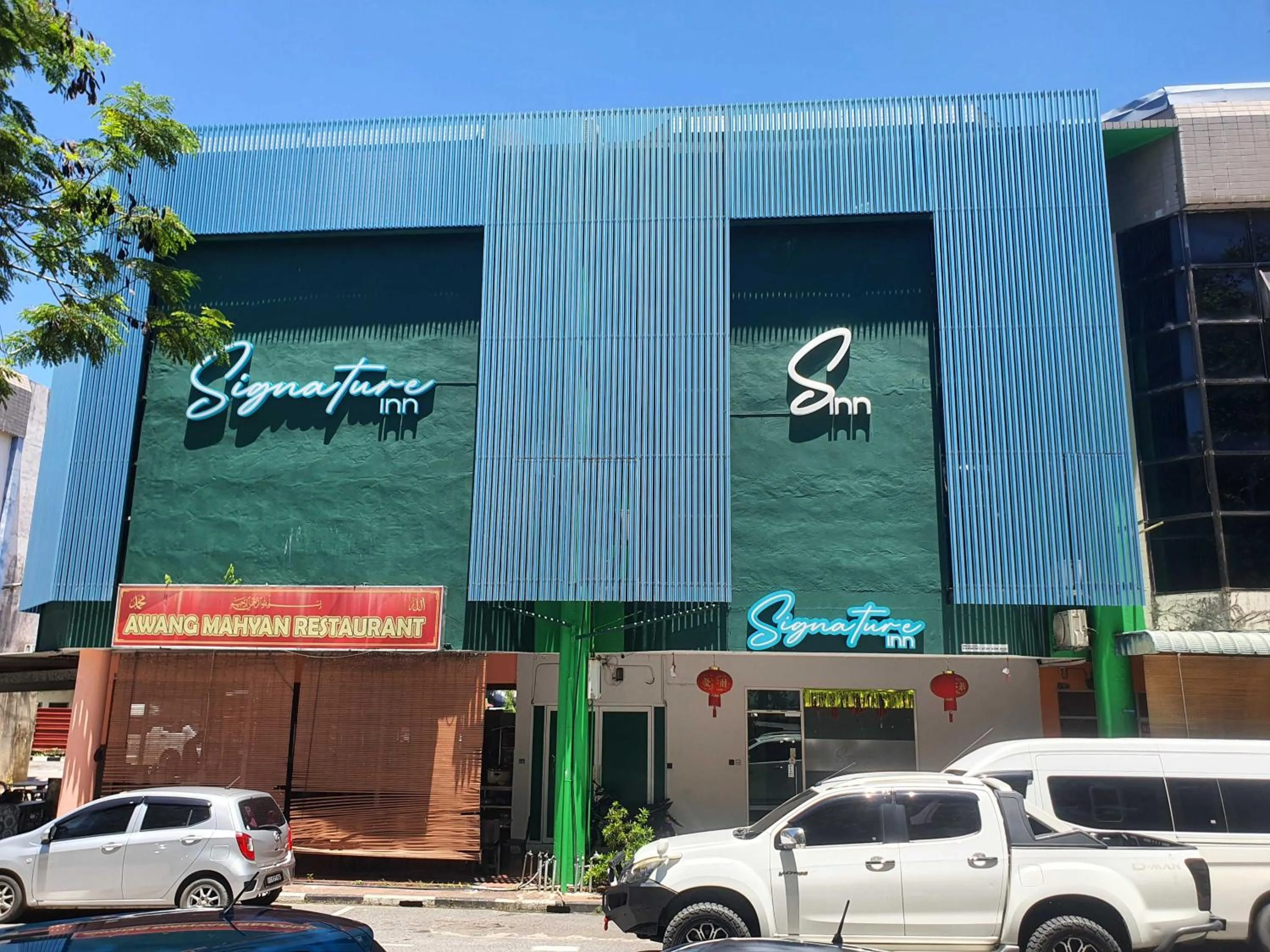 Facade/entrance in Hotel O Signature Inn Miri