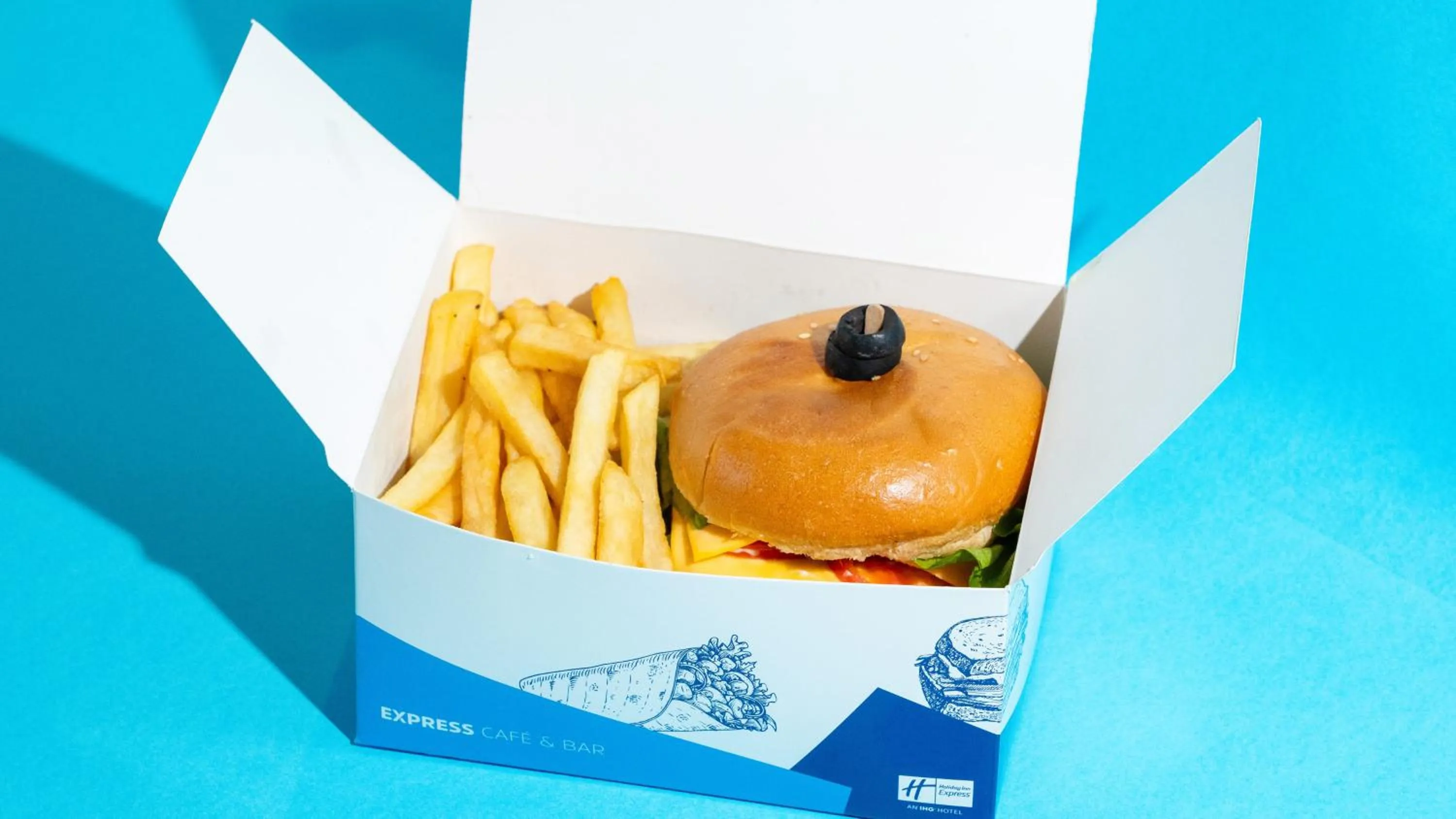 Restaurant/places to eat in Holiday Inn Express Kolkata New Town by IHG