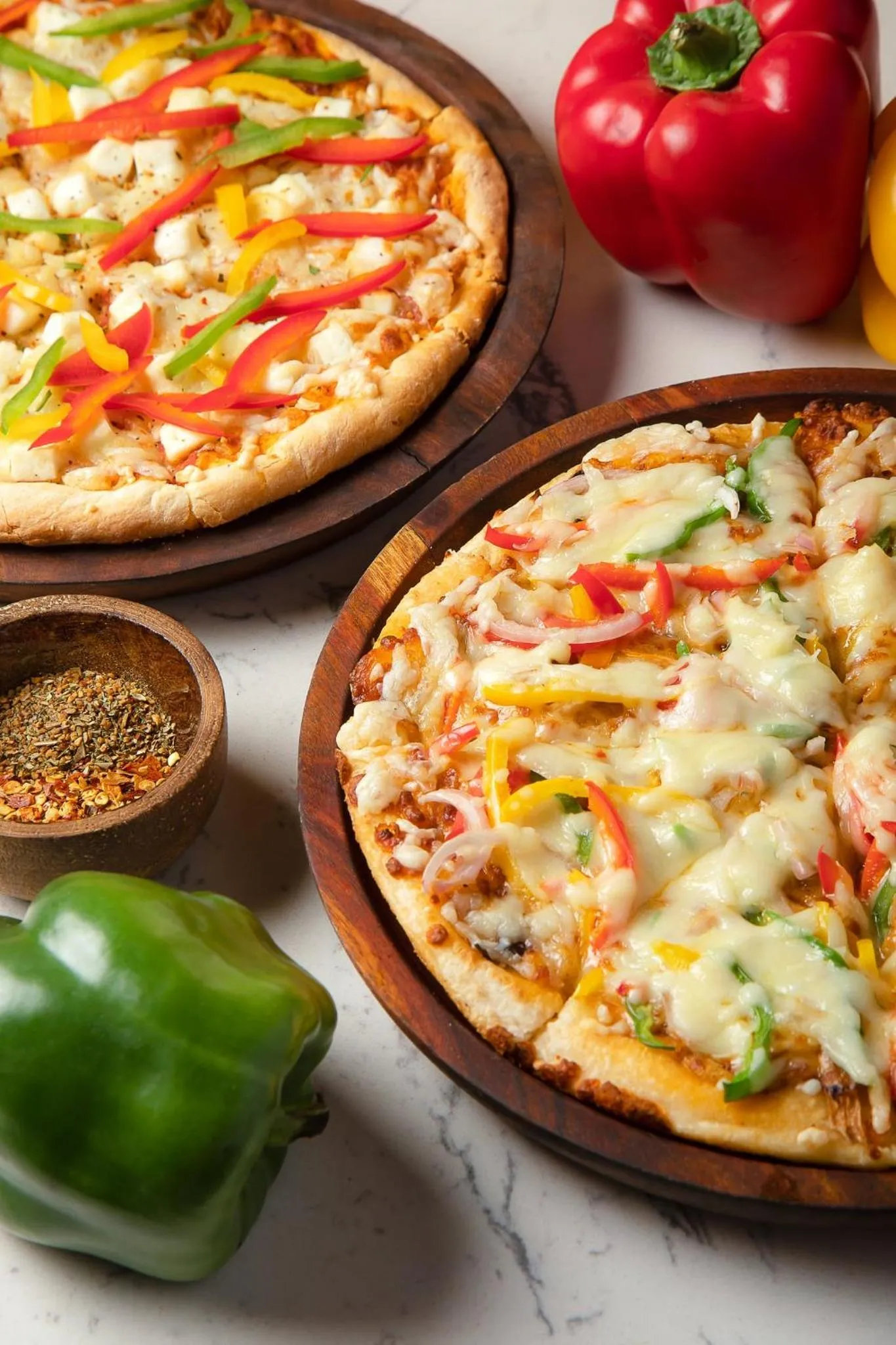 Restaurant/places to eat in Holiday Inn Express Kolkata New Town by IHG