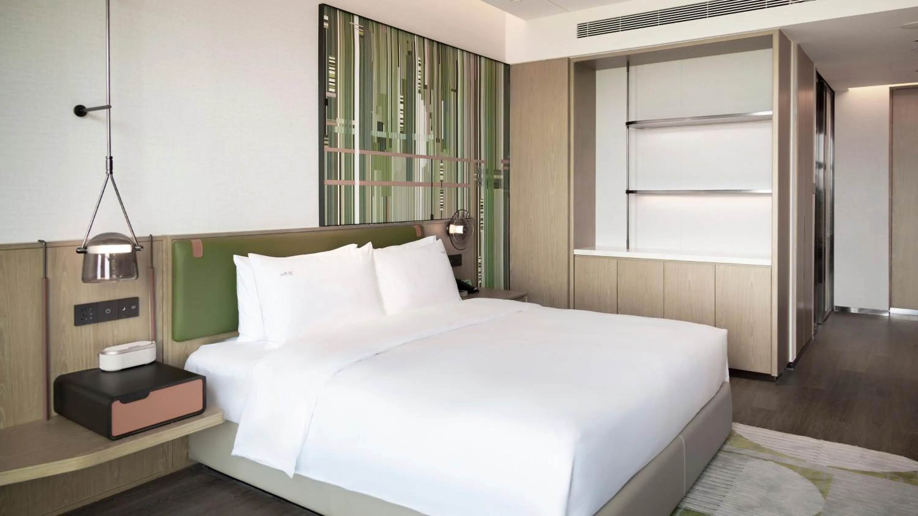 Photo of the whole room, Bed in Holiday Inn Chongqing Science Hall by IHG