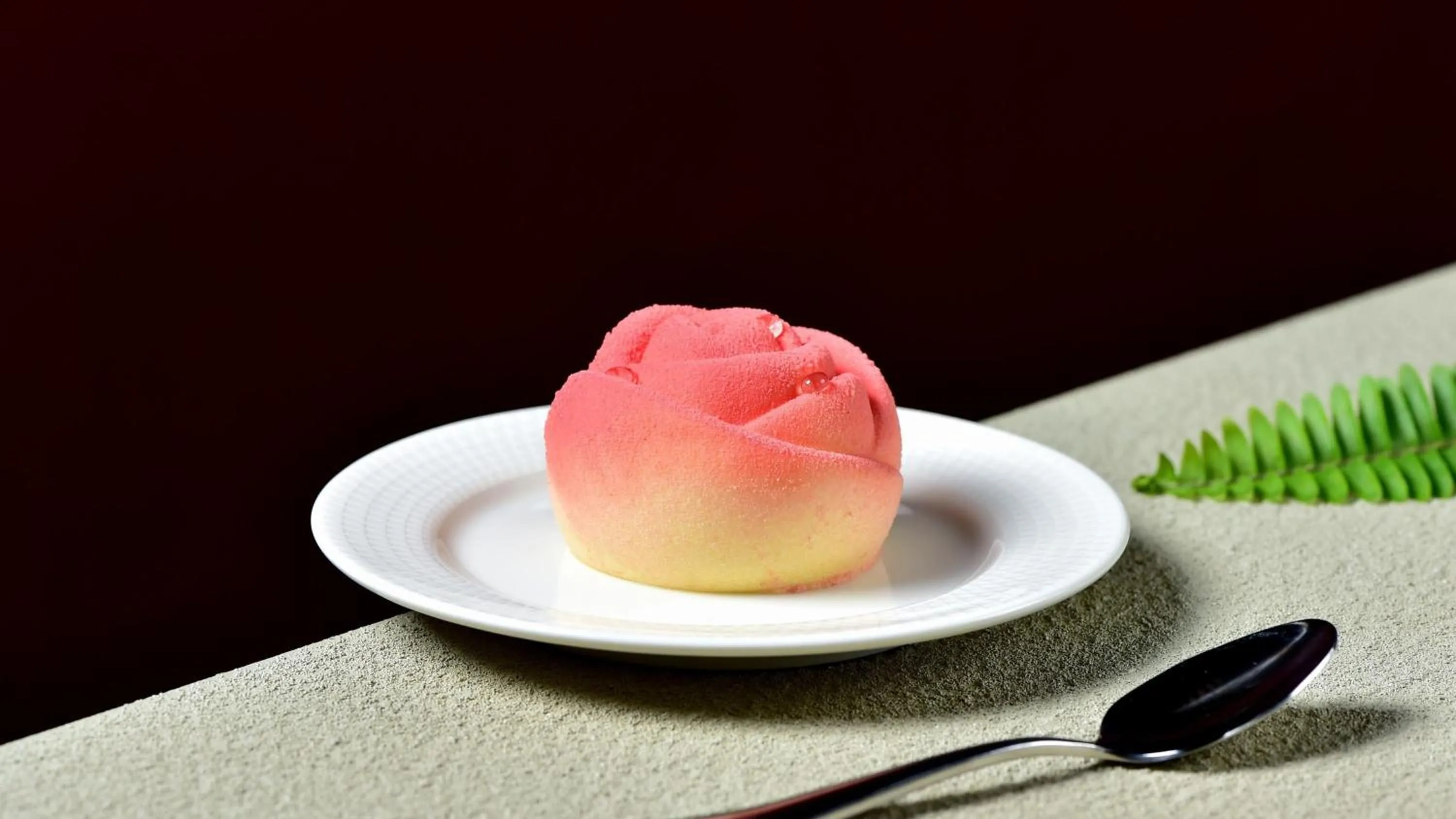 Restaurant/places to eat in Holiday Inn Chongqing Science Hall by IHG