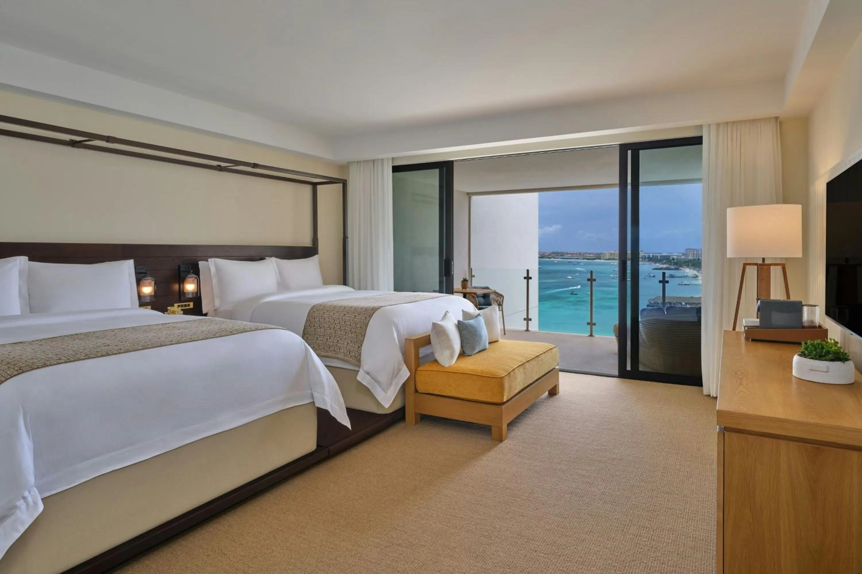 Bedroom, Bed in The St. Regis Aruba Resort