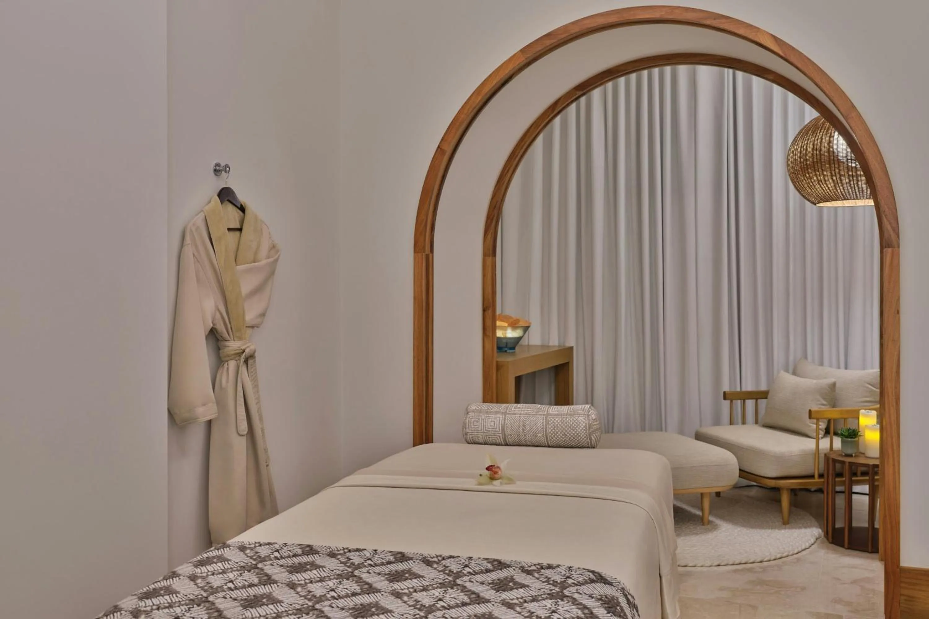 Spa and wellness centre/facilities, Bed in The St. Regis Aruba Resort