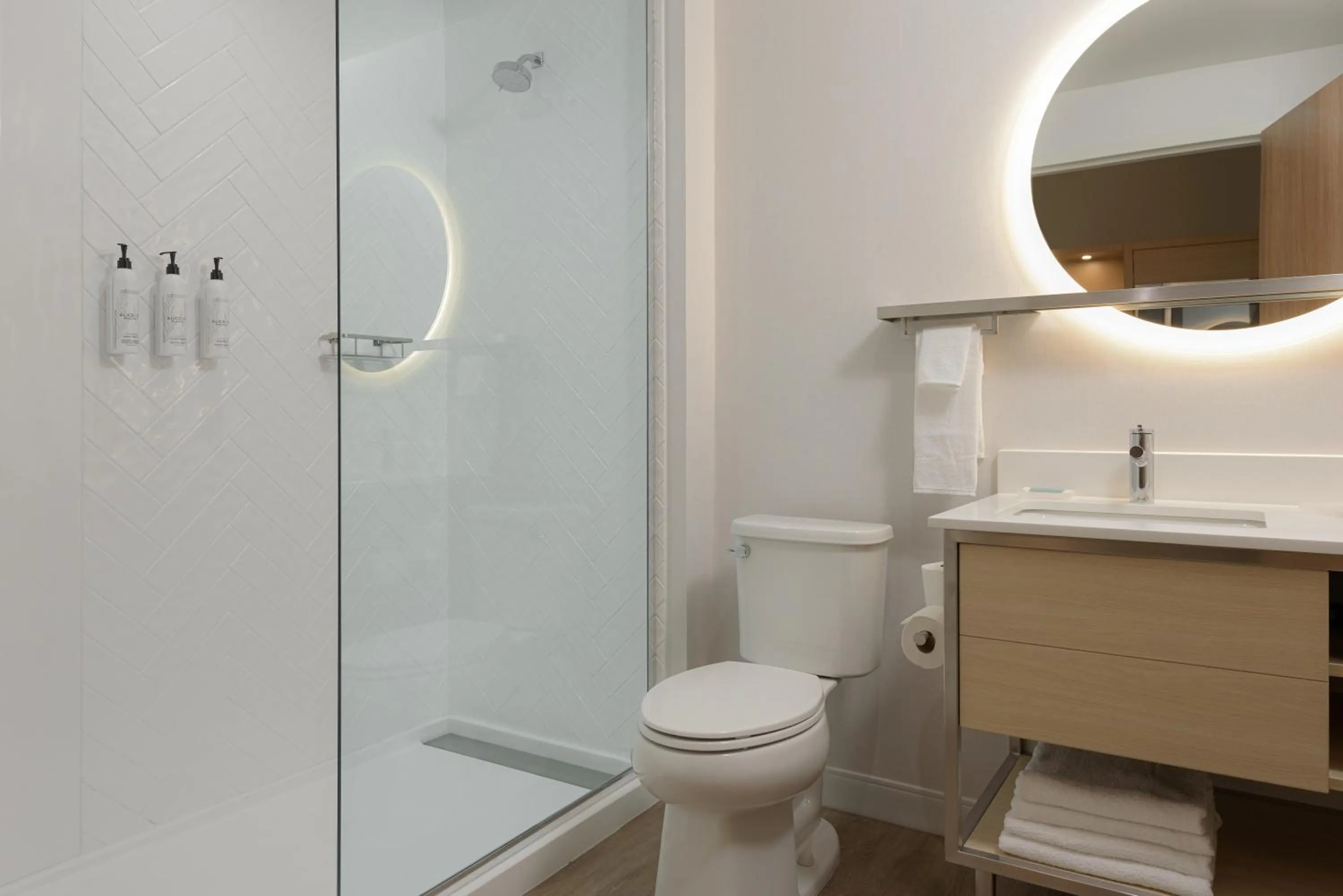 Shower in TownePlace Suites by Marriott Cincinnati Oakley