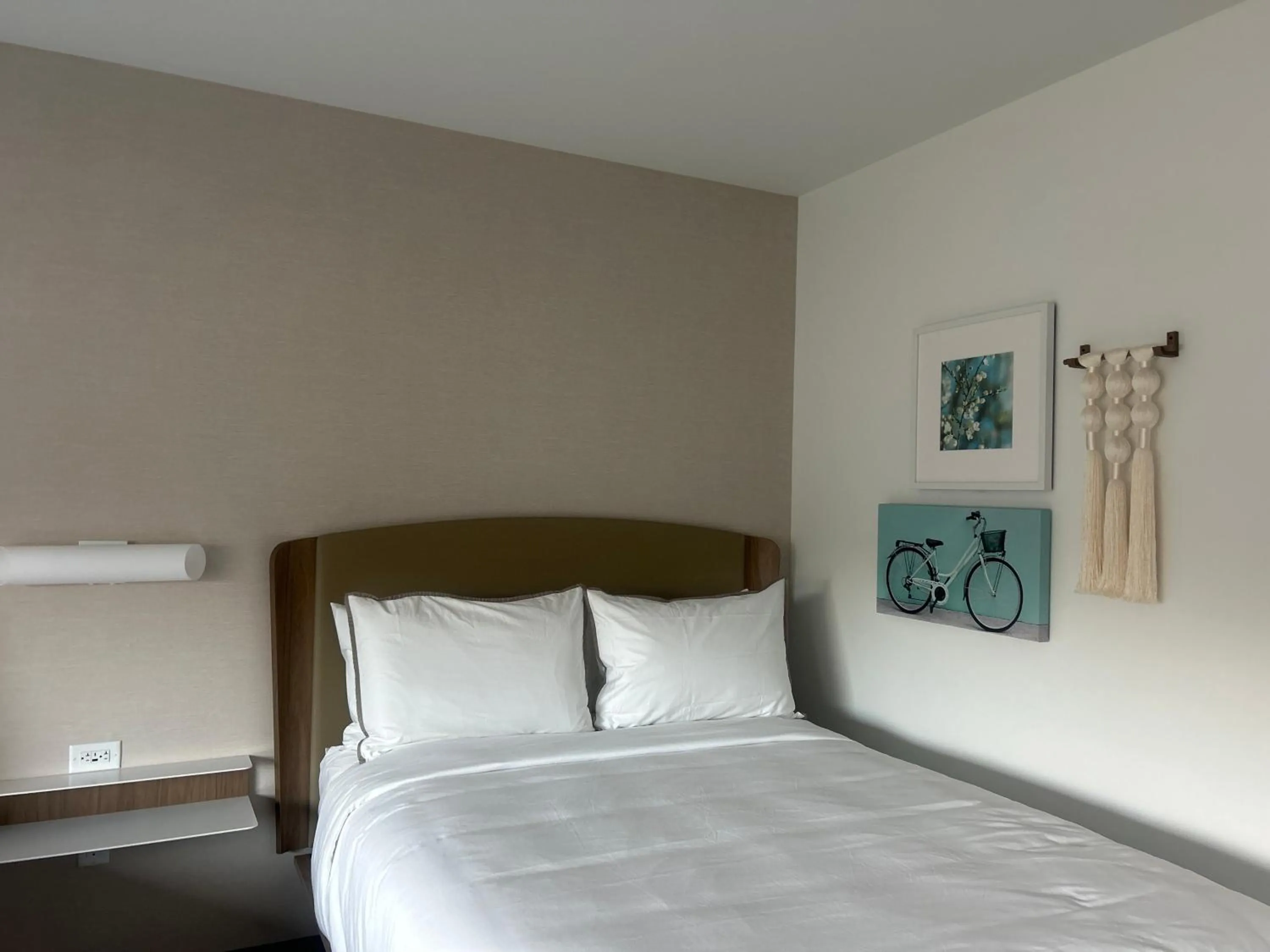 Bed in Element Fort Smith