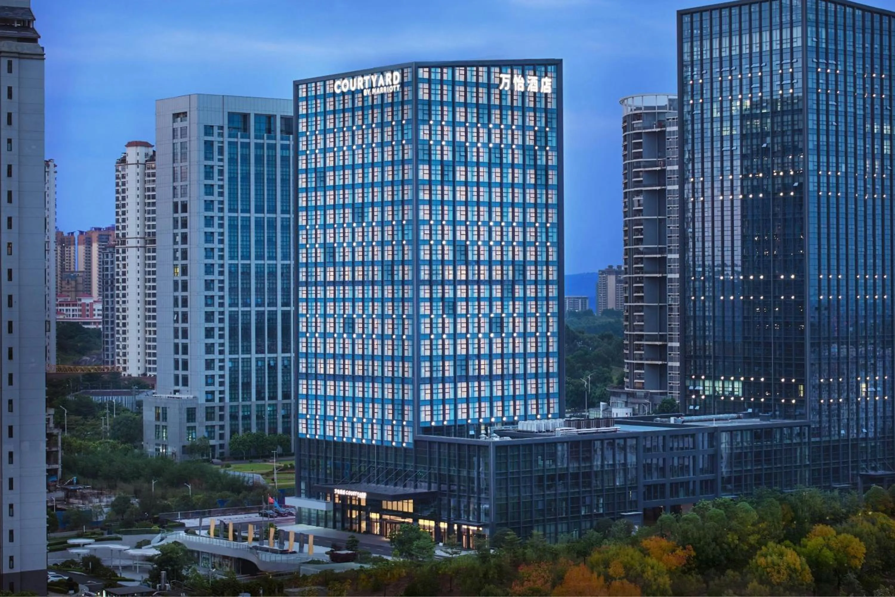 Property building in Courtyard by Marriott Nanning Wuxiang