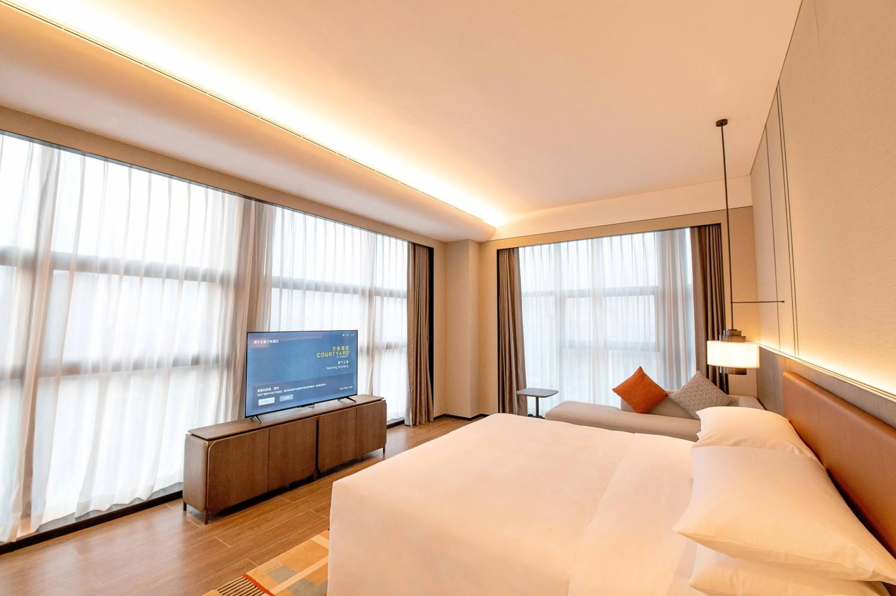 Property building, Bed in Courtyard by Marriott Nanning Wuxiang
