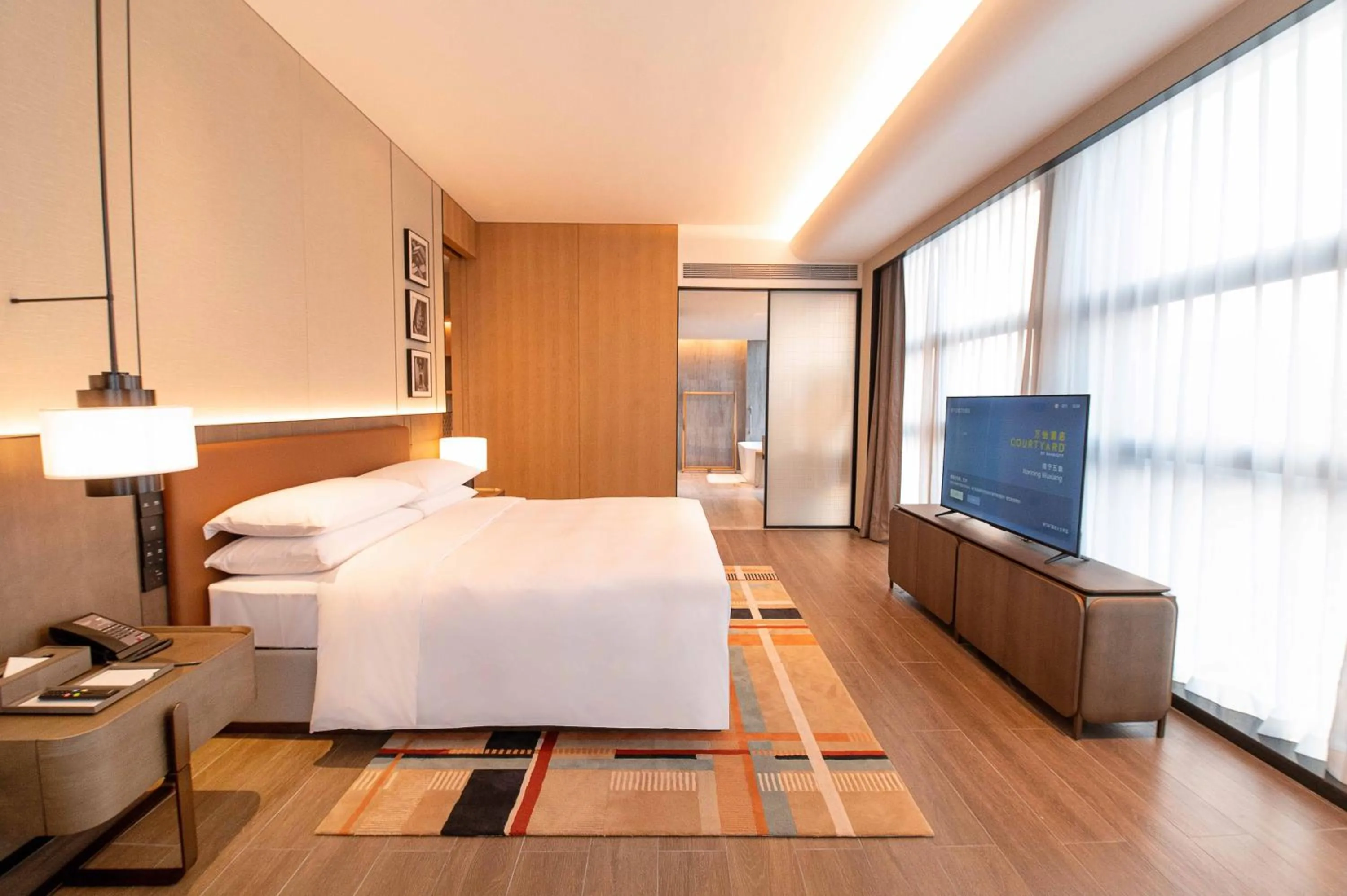 Property building, Bed in Courtyard by Marriott Nanning Wuxiang