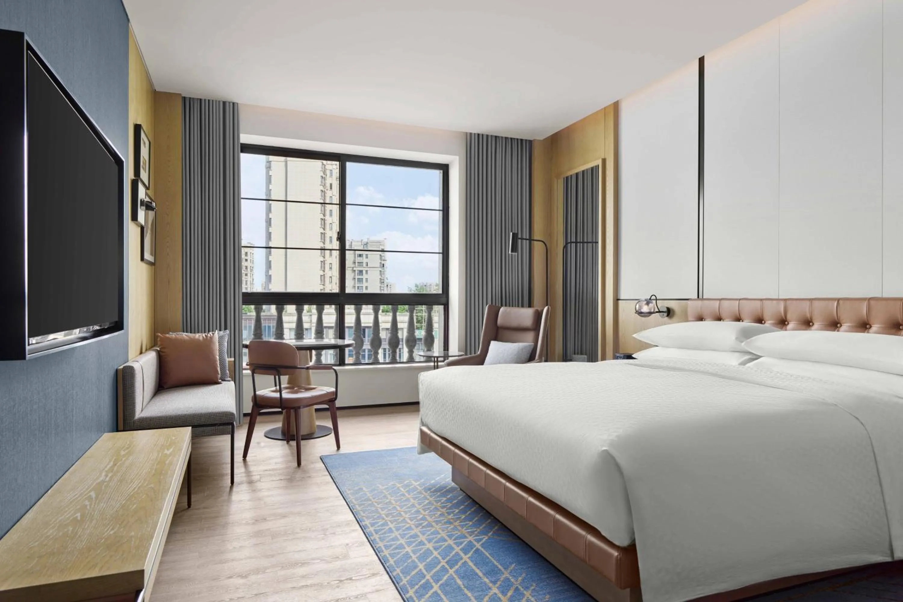 Photo of the whole room, Bed in Four Points by Sheraton Huzhou, Nanxun