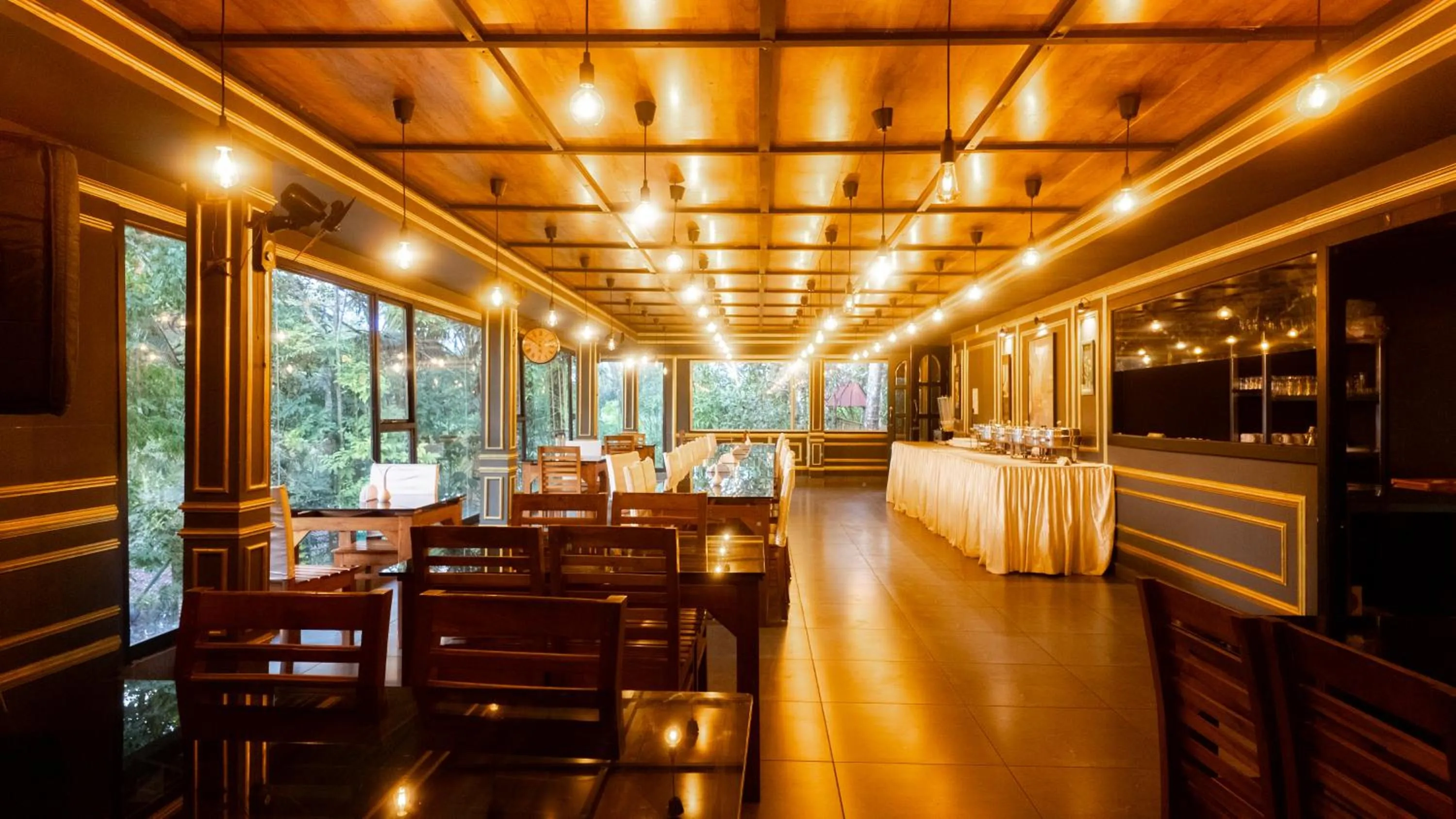 Restaurant/places to eat in Wayanad Ranches Resorts