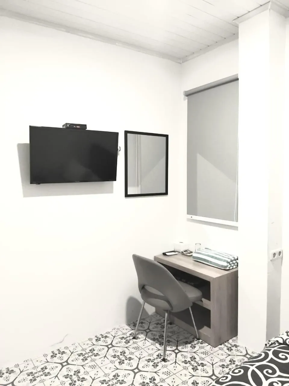 TV and multimedia in Tasqya Costel syariah