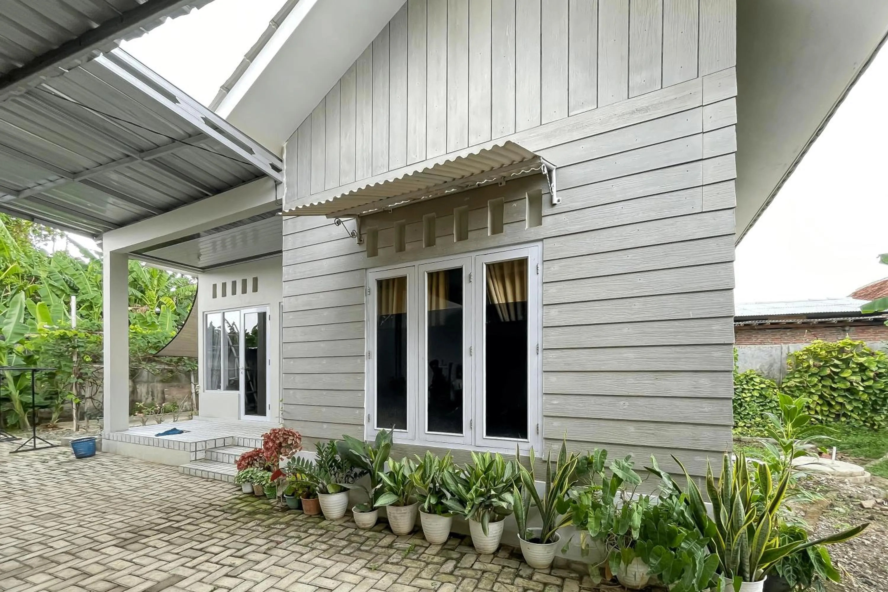 Property building in Urbanview Syariah Sasarengan Inn near RSUD Waled Cirebon