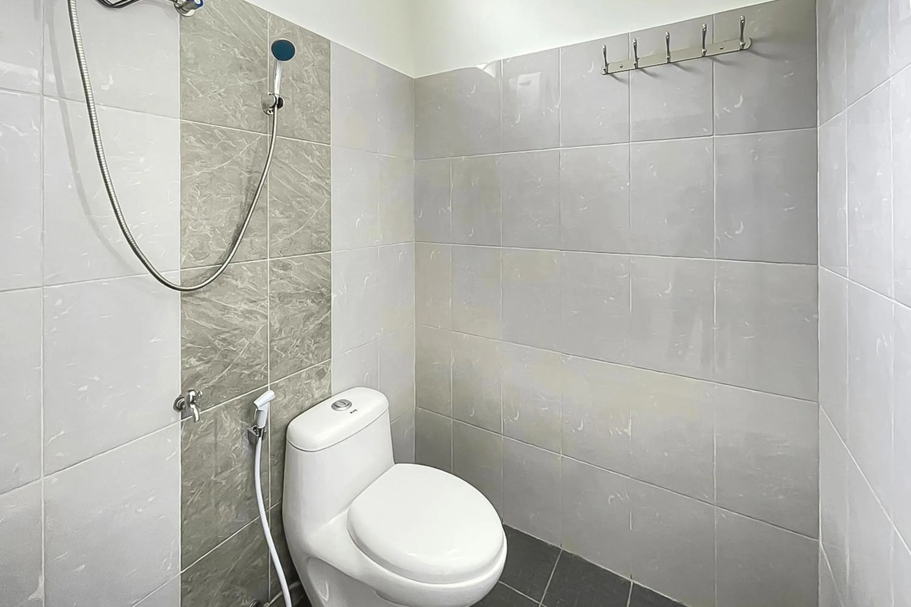 Bathroom in Urbanview Syariah Sasarengan Inn near RSUD Waled Cirebon