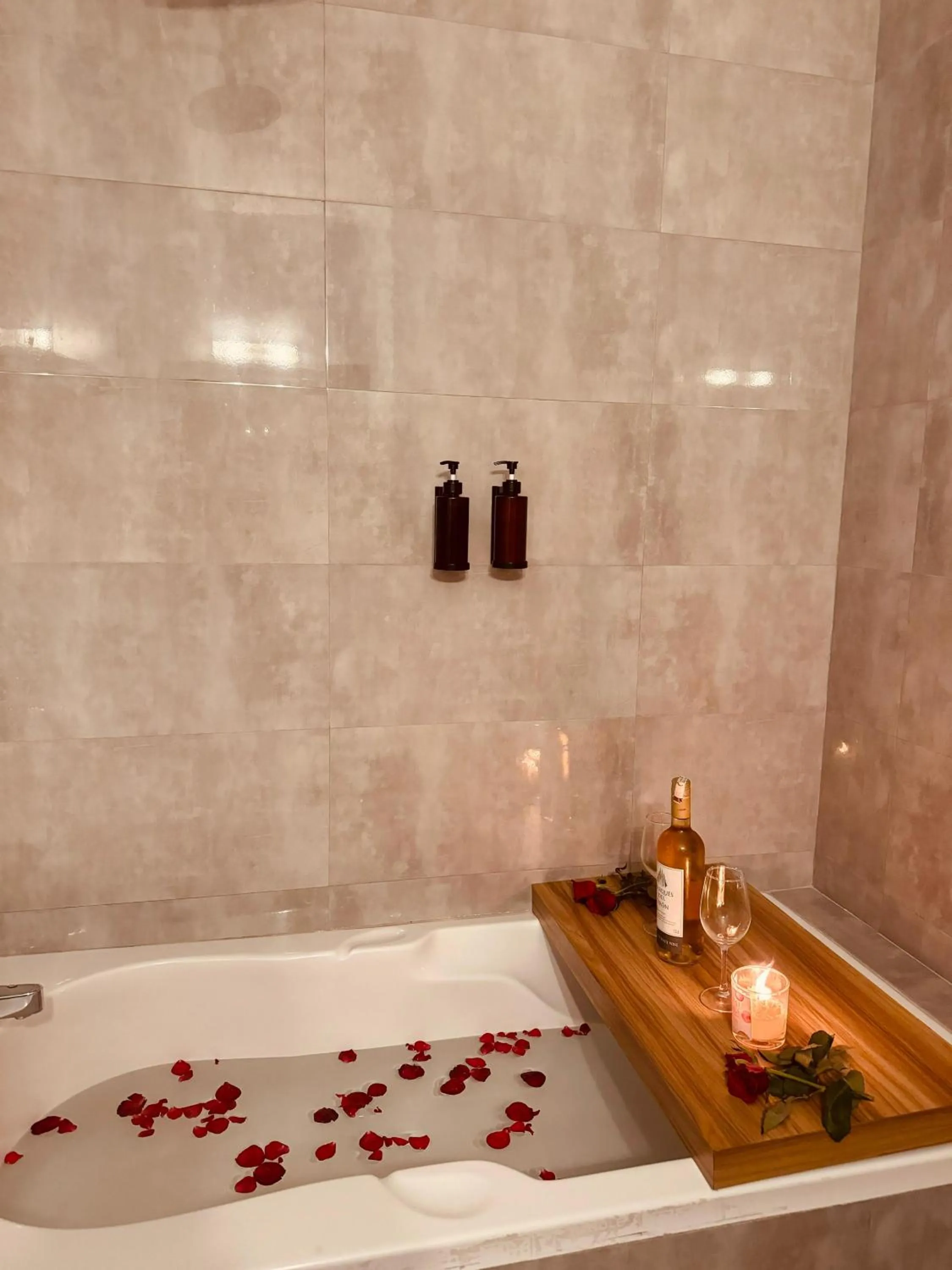 Bathroom in Hotel Alleyway Express